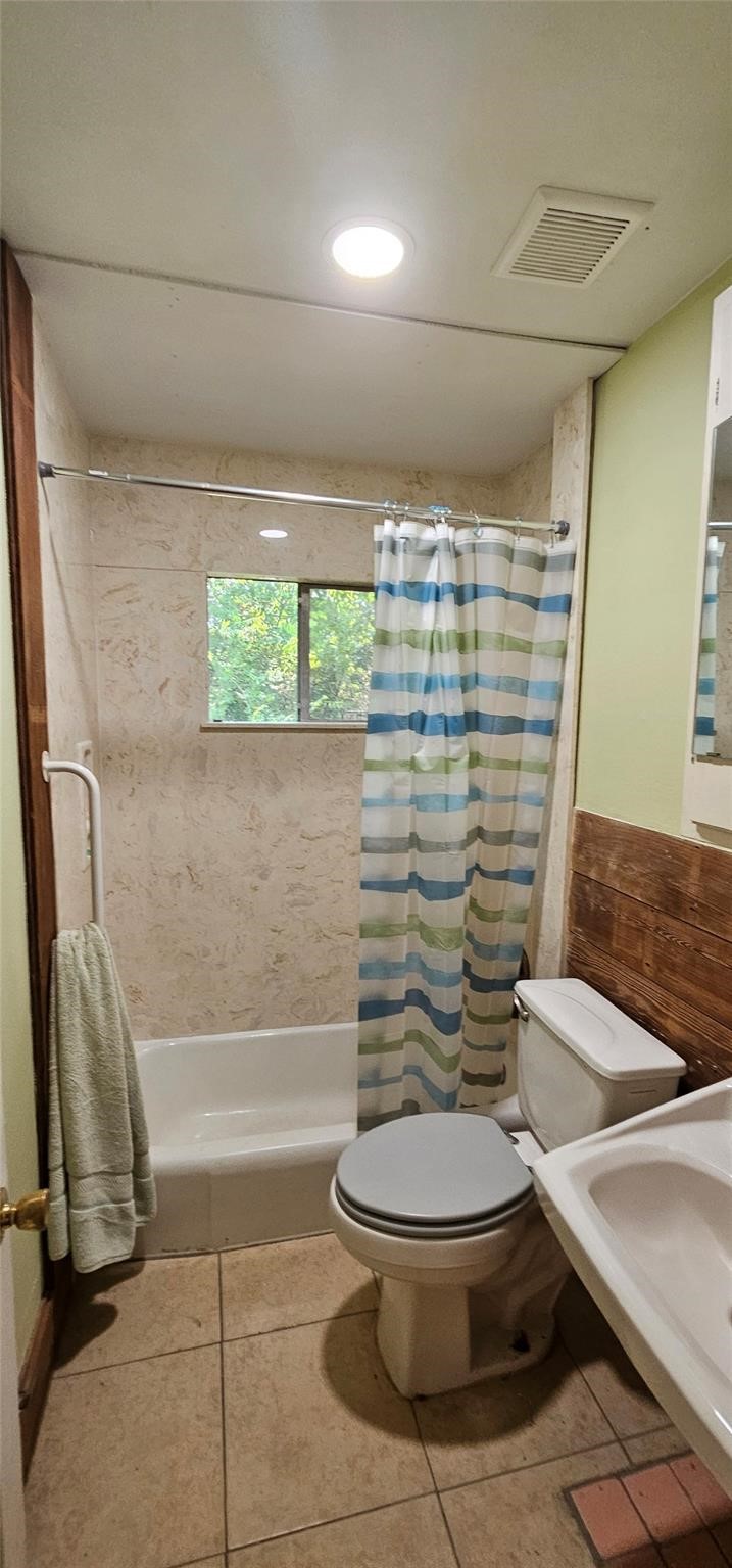 3610 Dennis Street Property Photo 10