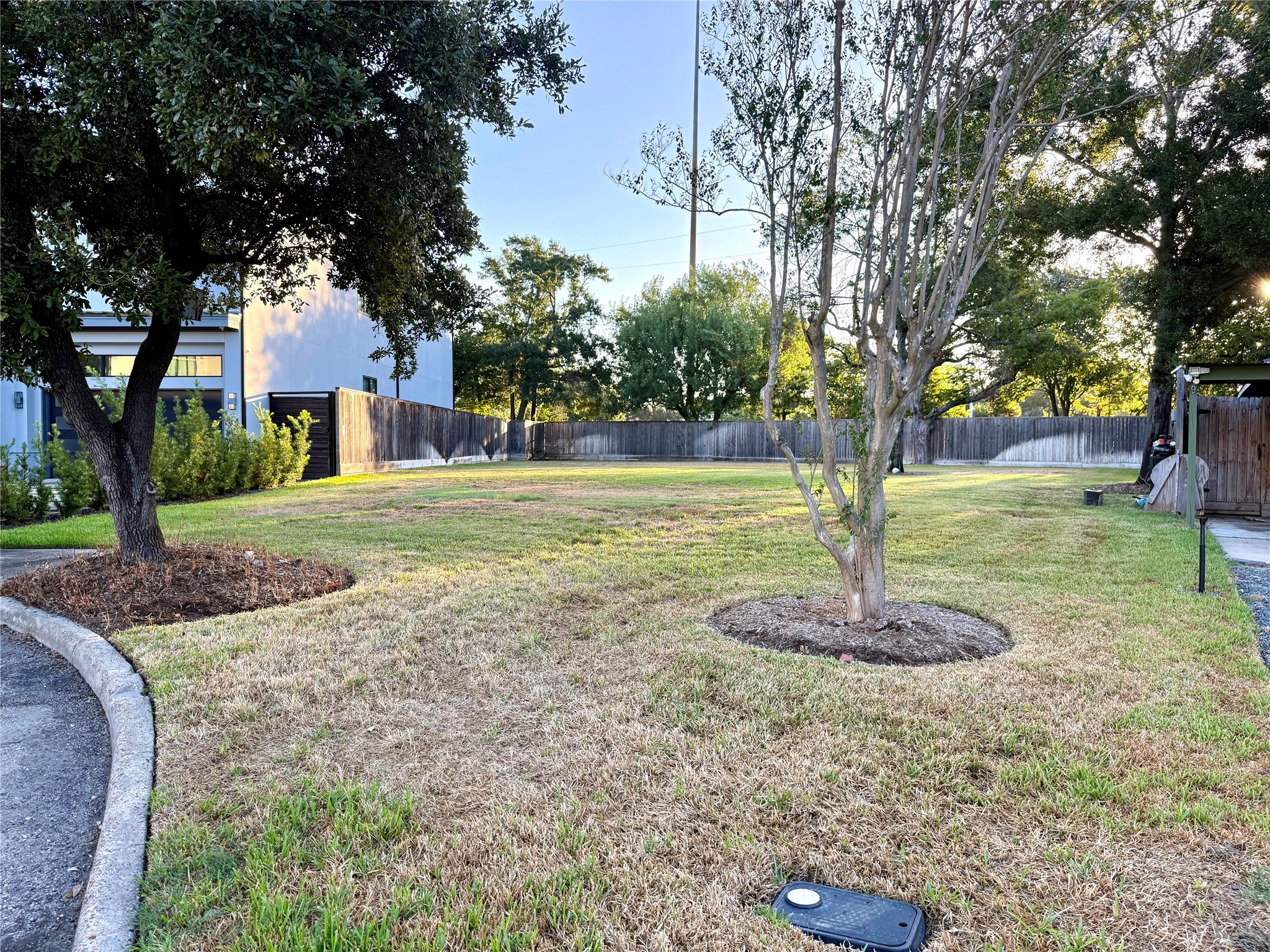 904 Lennette Property Photo 1