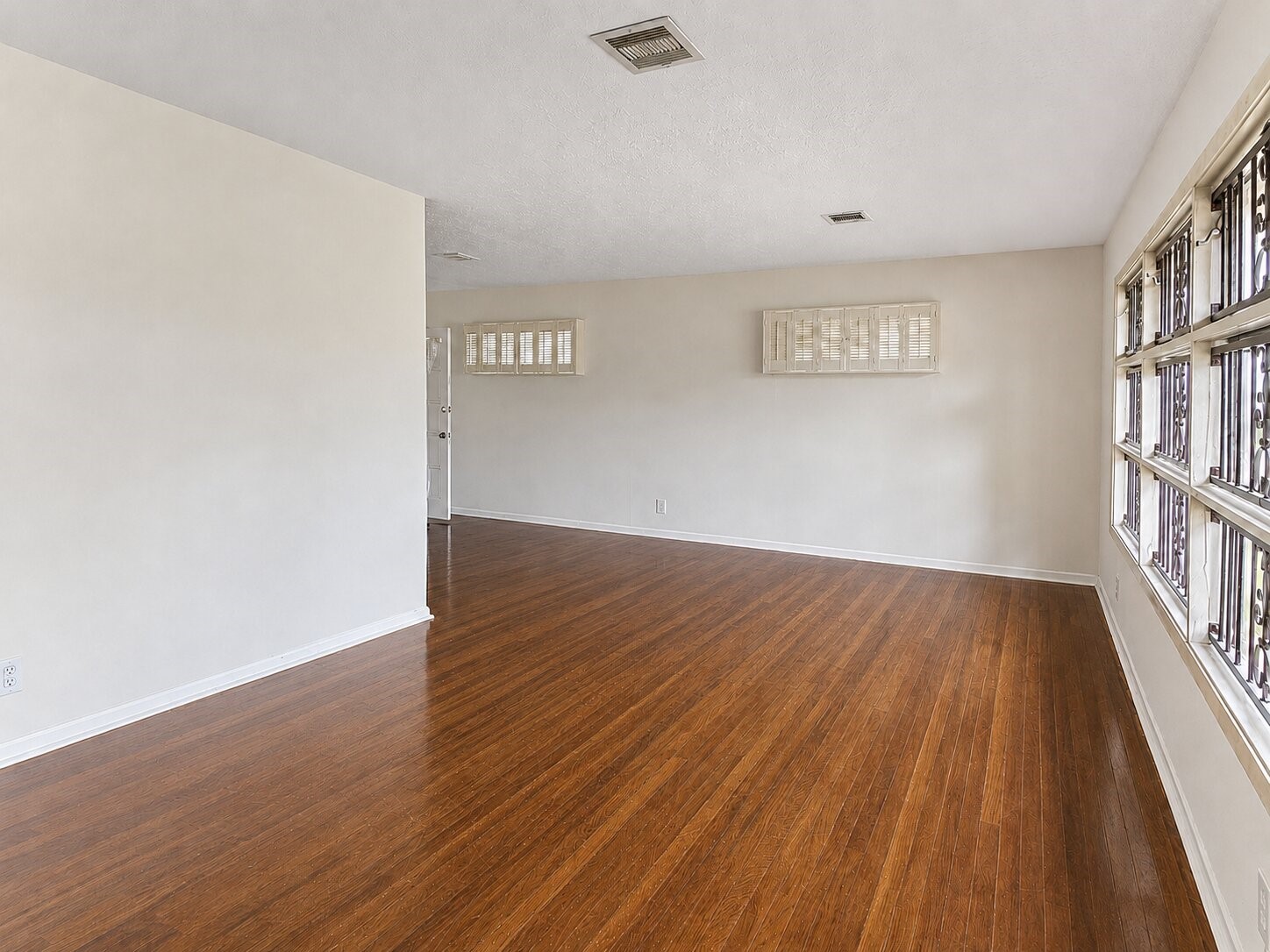 5522 Nassau Road Property Photo 3