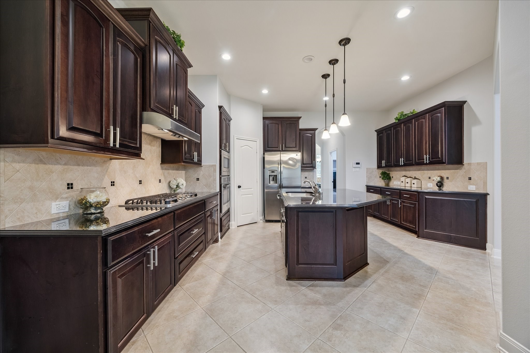 5802 White River Pass Lane Property Photo 13