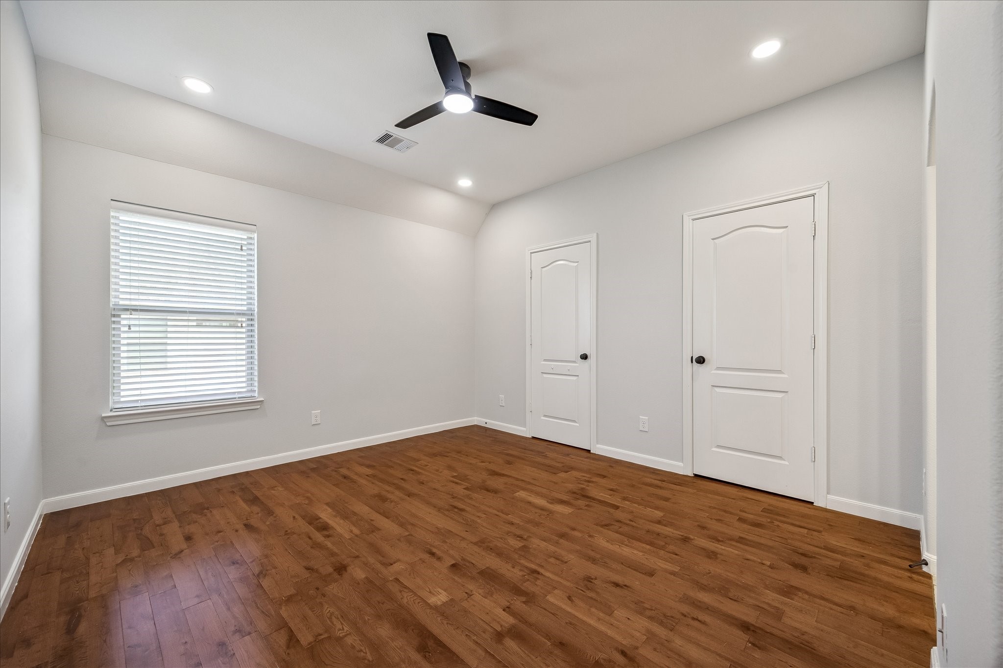 5802 White River Pass Lane Property Photo 21
