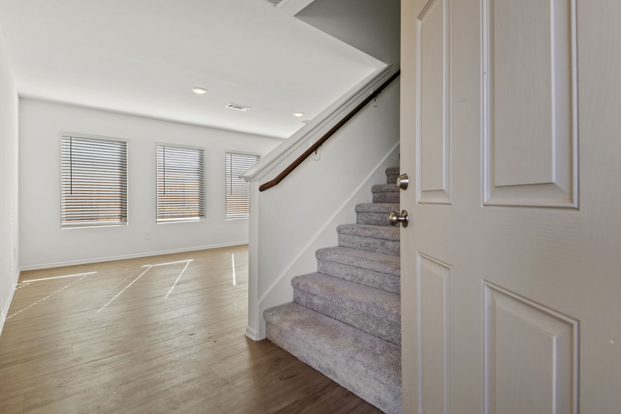 17194 Quaking Aspen Lane Property Photo 6