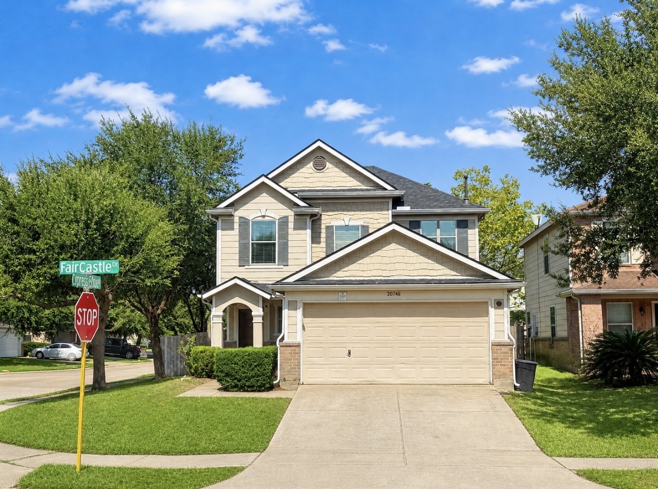 20746 Fair Castle Drive Property Photo 1