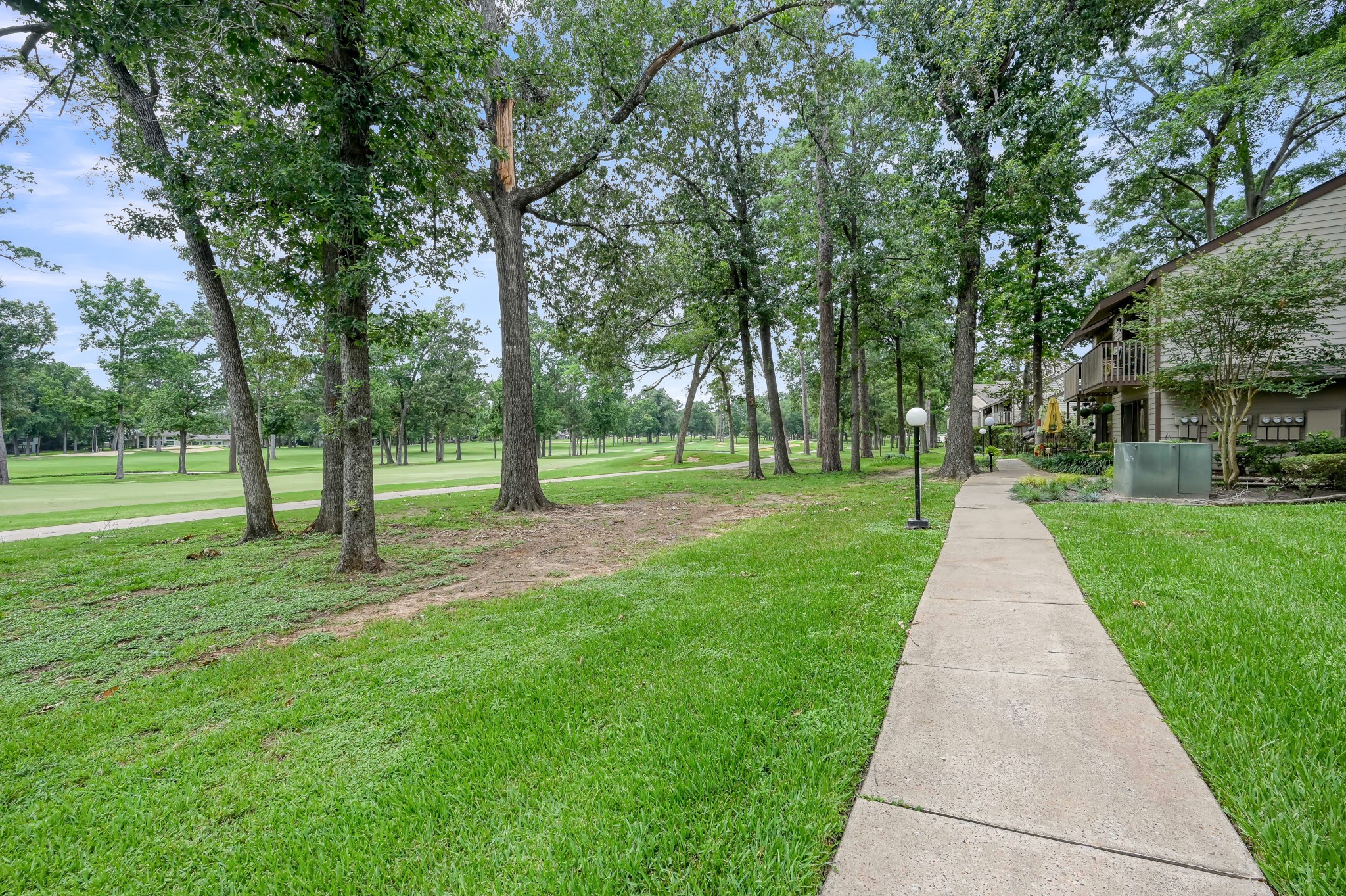 12900 Walden Road 605 Property Photo 6