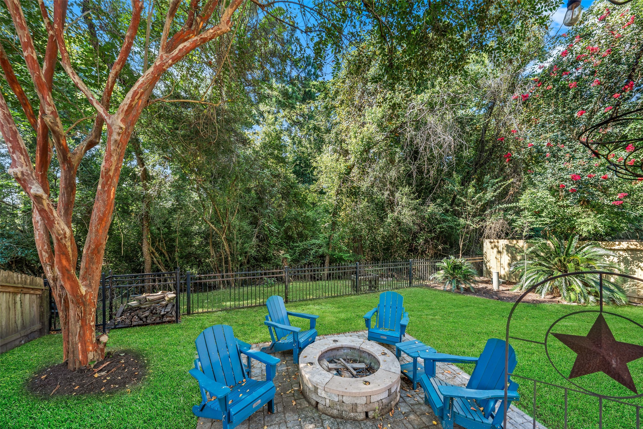 13422 Yaupon Holly Lane Property Photo 2