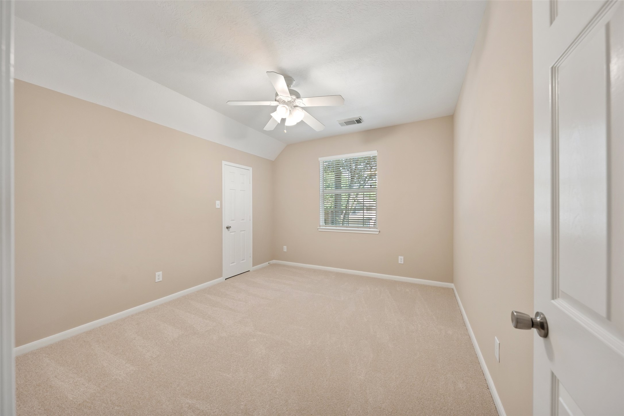 13422 Yaupon Holly Lane Property Photo 30