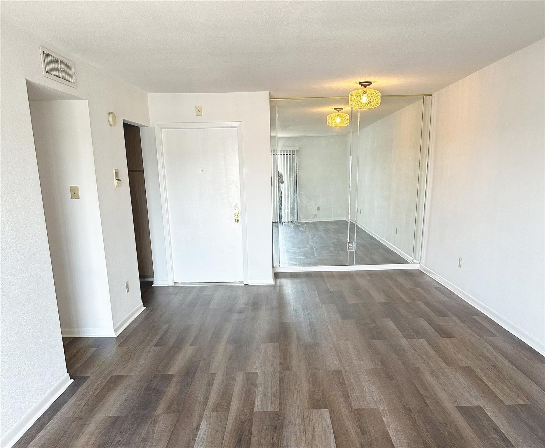 2824 S Bartell Drive 35 Property Photo 2