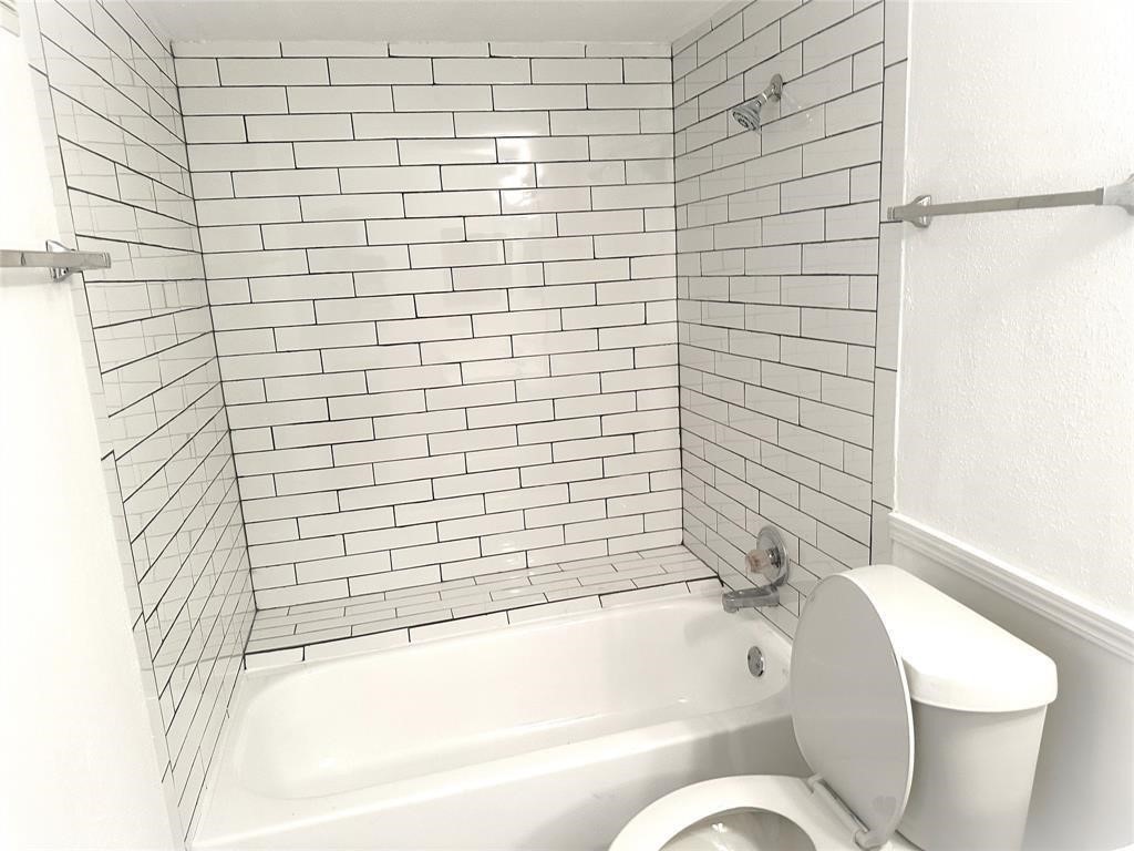 2824 S Bartell Drive 35 Property Photo 6