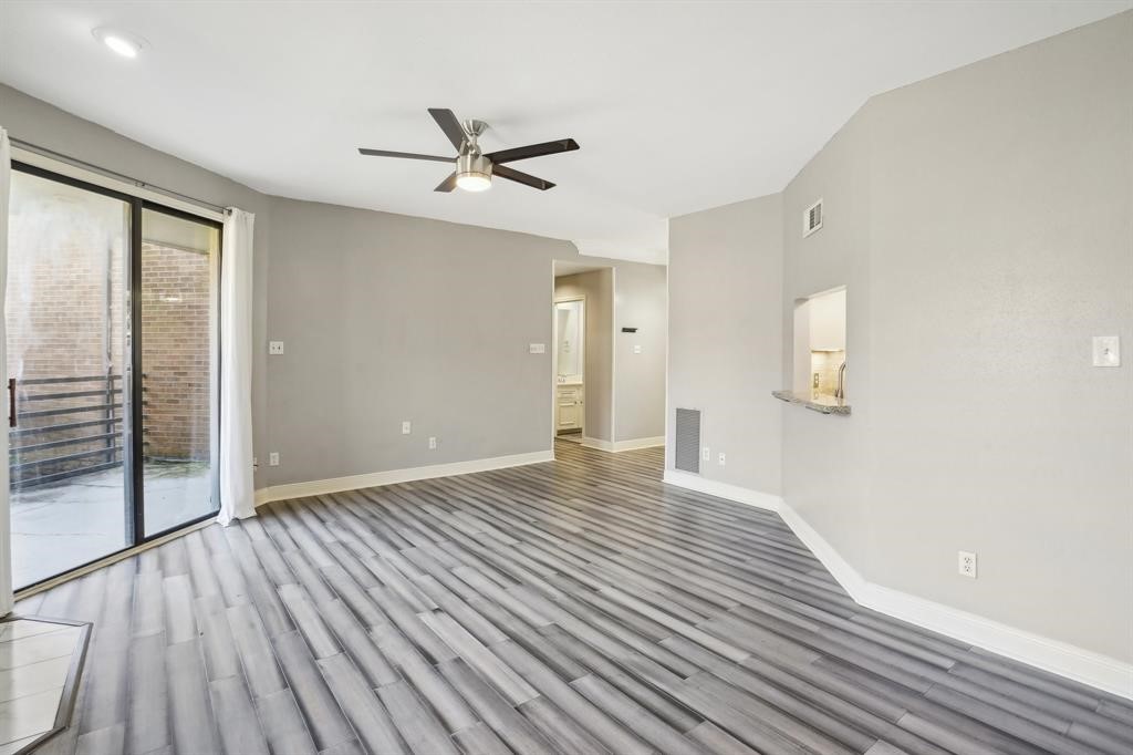 1725 Enterprise Avenue Property Photo 5