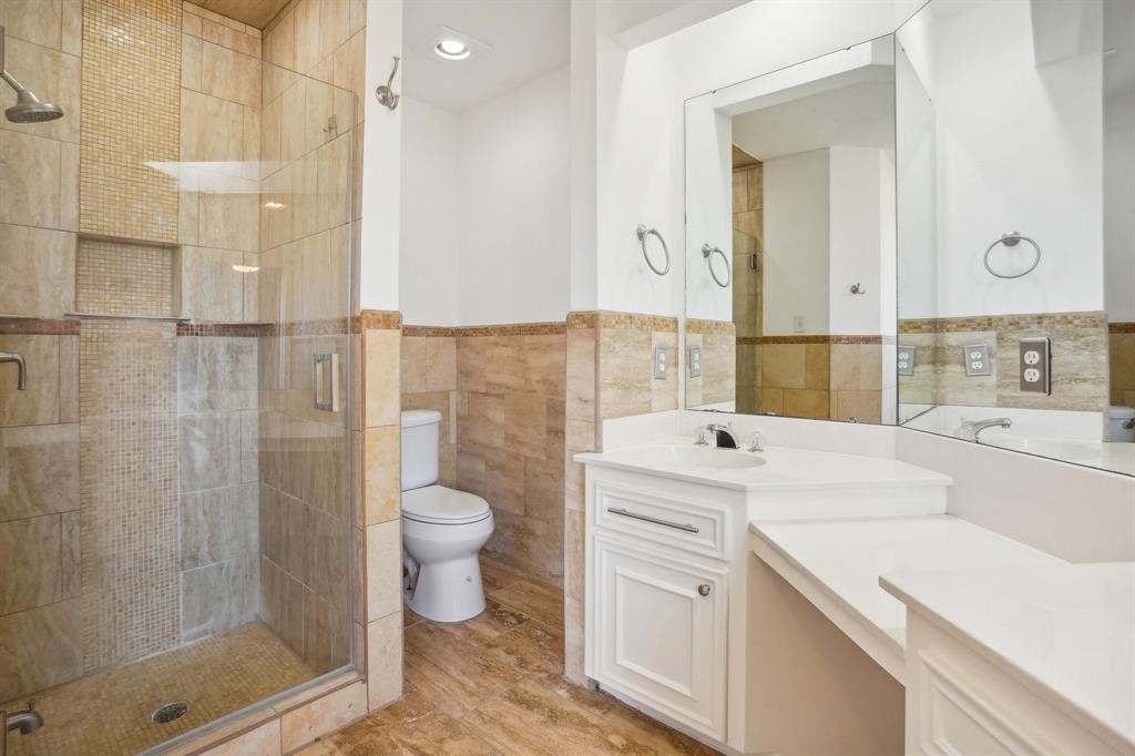 1725 Enterprise Avenue Property Photo 17