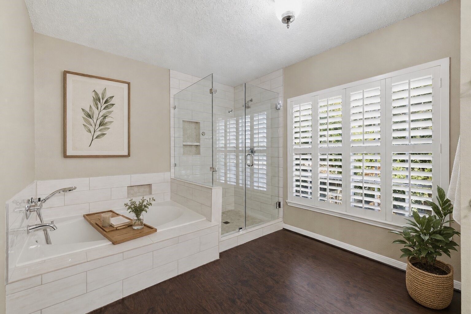 16002 Sweetwater Creek Drive Property Photo 12