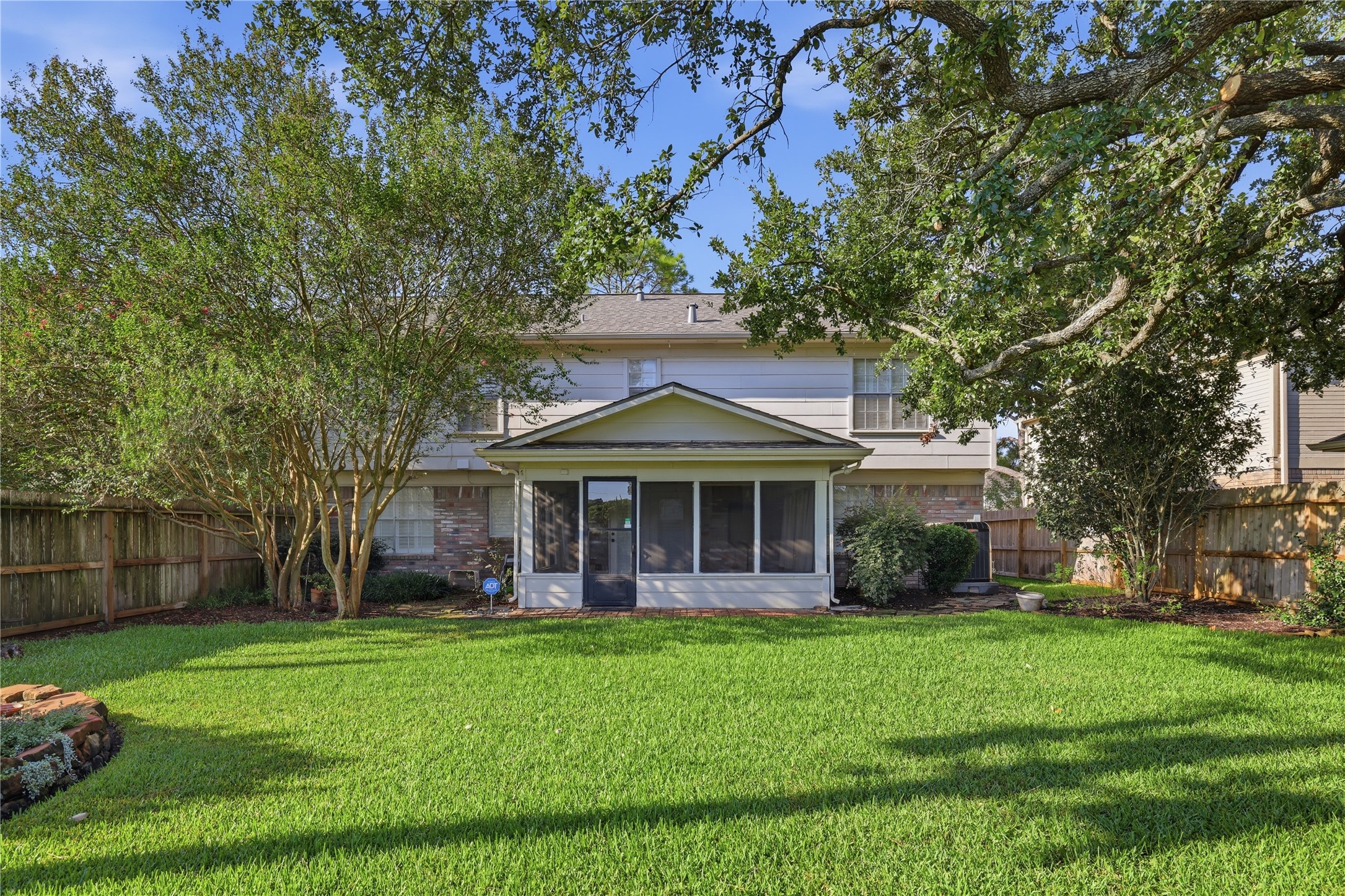 16002 Sweetwater Creek Drive Property Photo 19