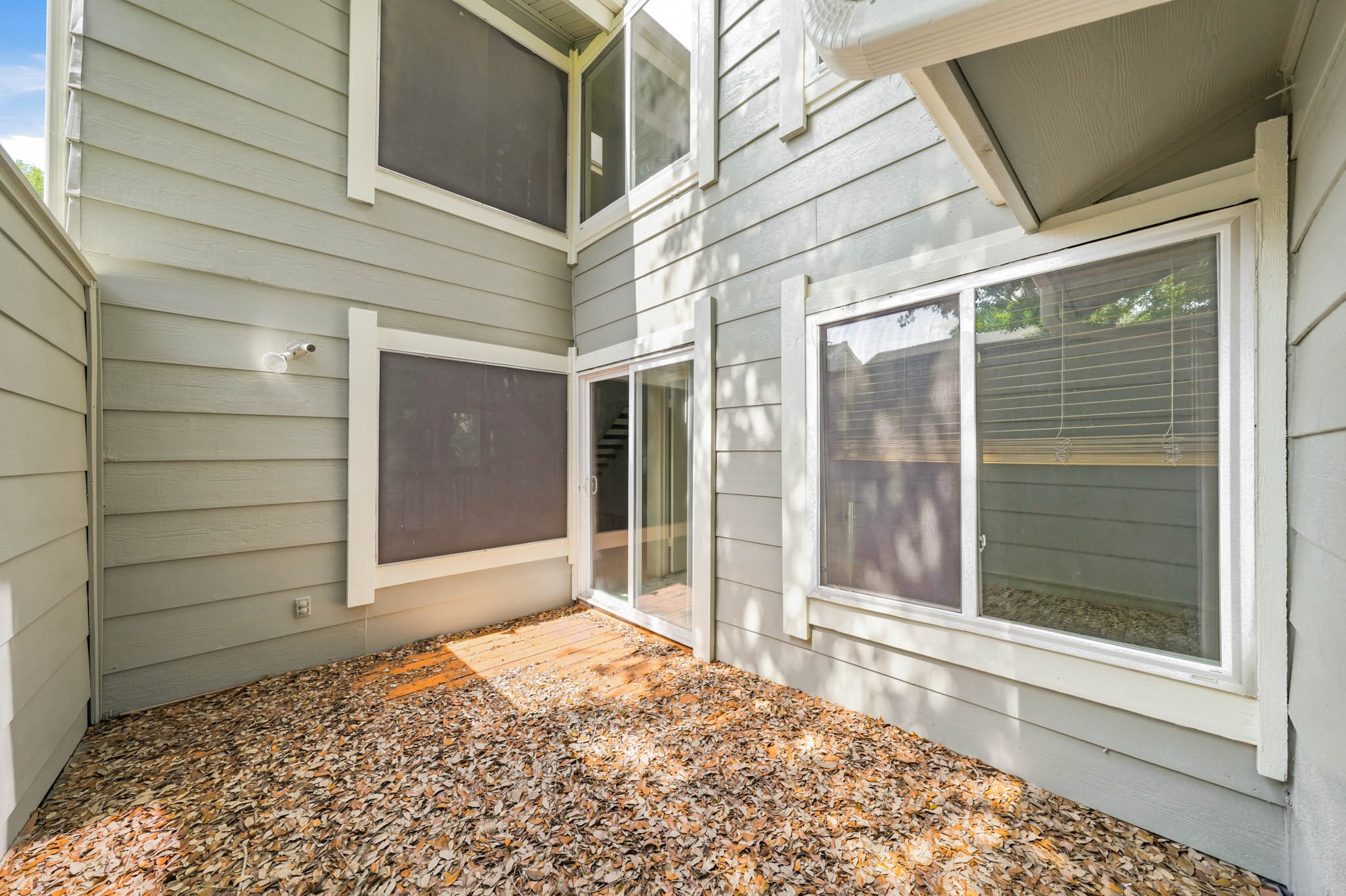 12918 Wirevine Lane Property Photo 10
