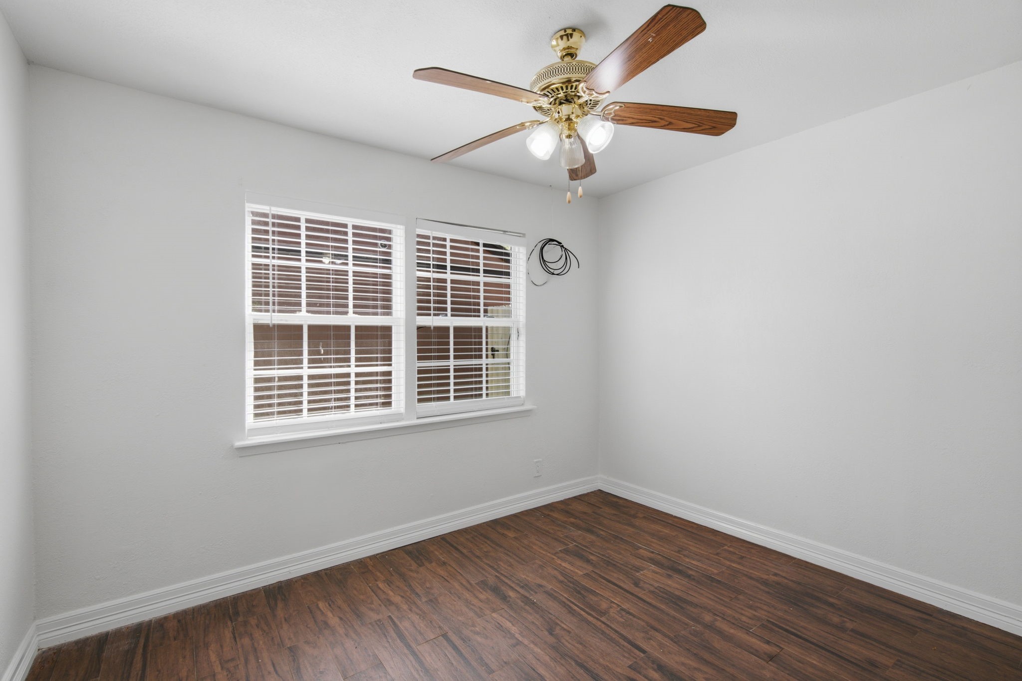 702 Redondo Drive Property Photo 9