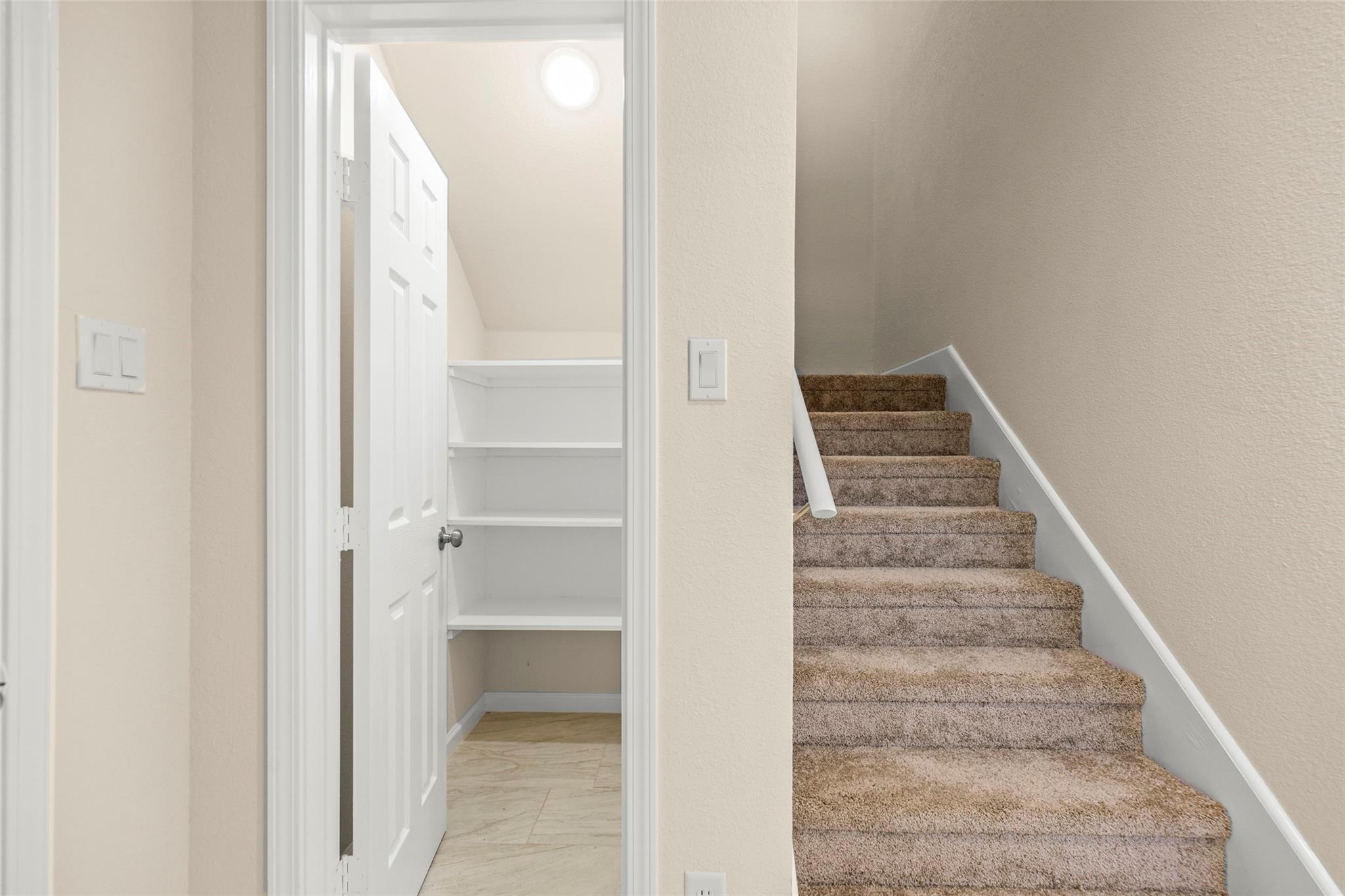 7750 Avenue J Property Photo 5