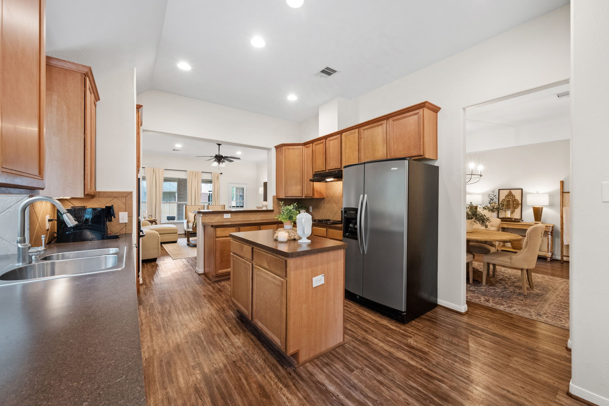 15906 Dunes Drive Property Photo 15