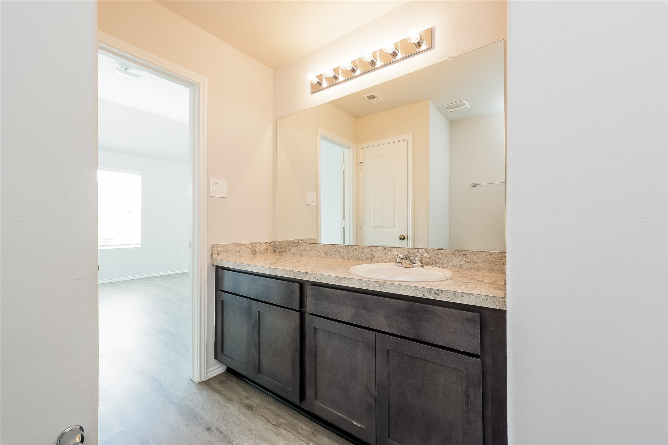 943 Imperial Heights Drive Property Photo 12