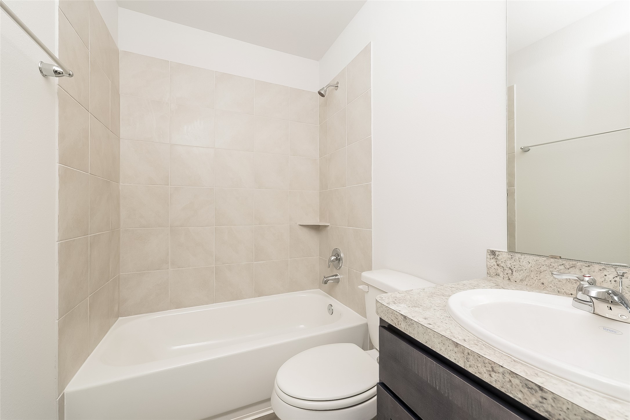 943 Imperial Heights Drive Property Photo 13