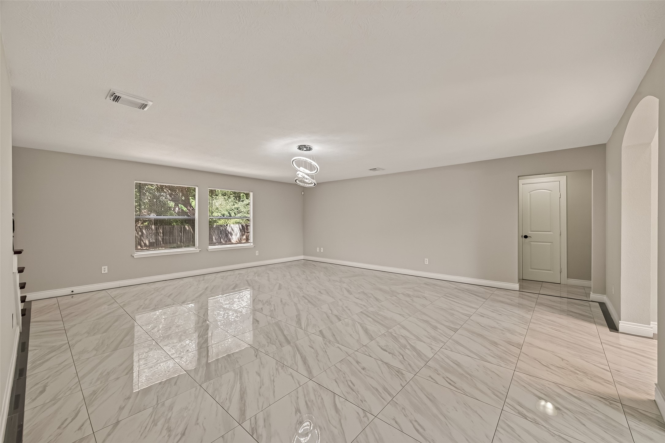 6021 Whispering Lakes Drive Property Photo 6