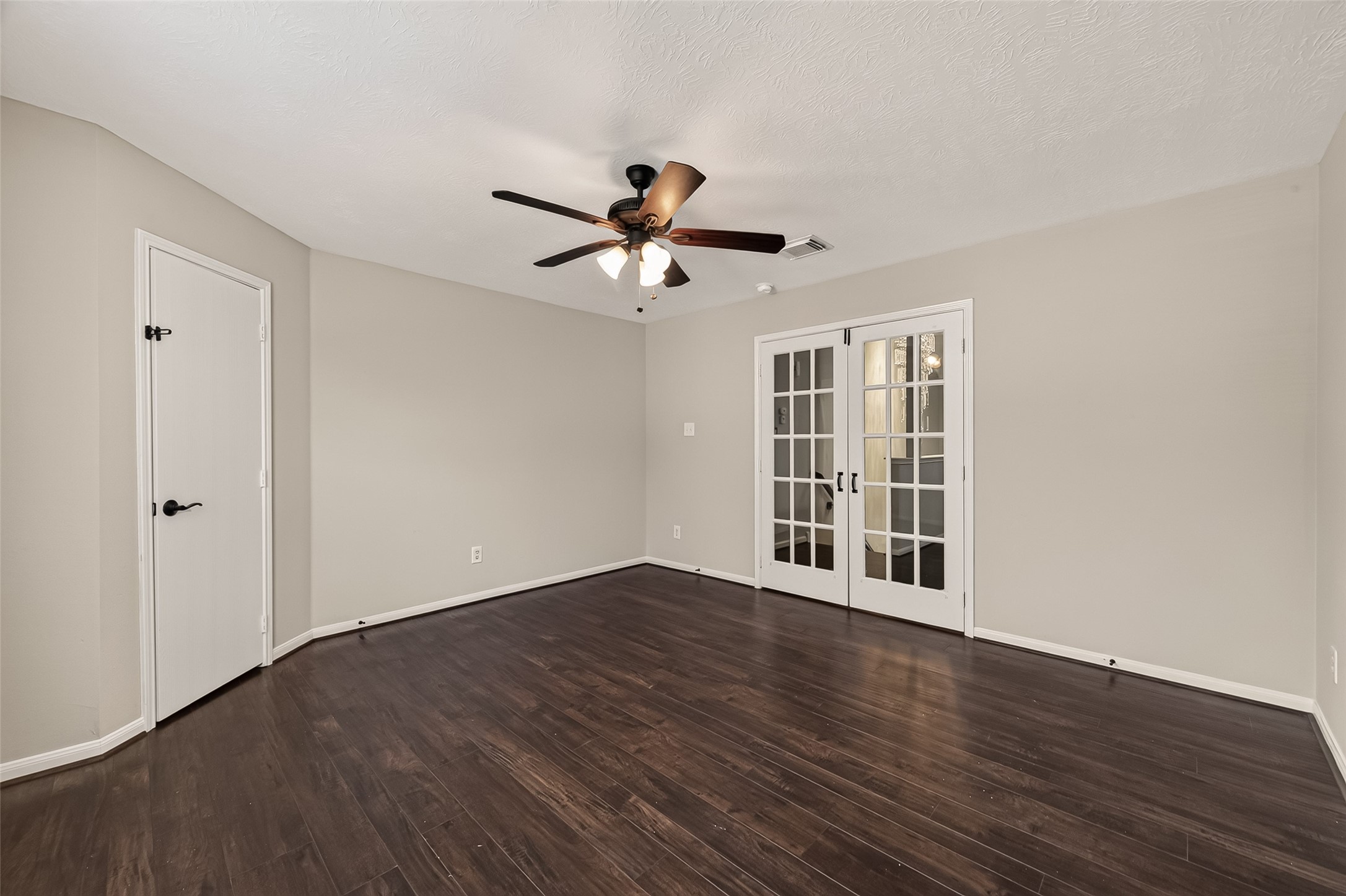 6021 Whispering Lakes Drive Property Photo 31