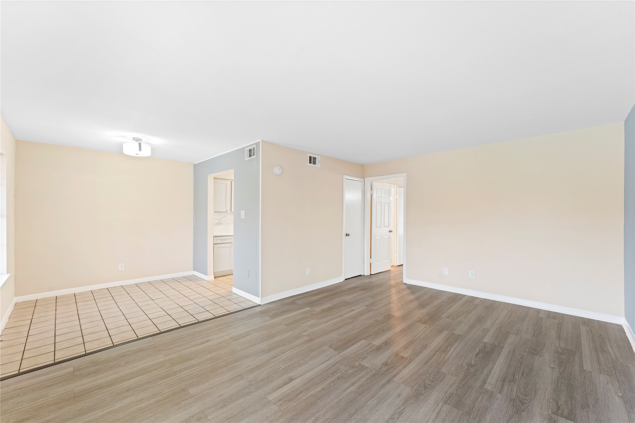 3316 Burke Road 43 Property Photo 4