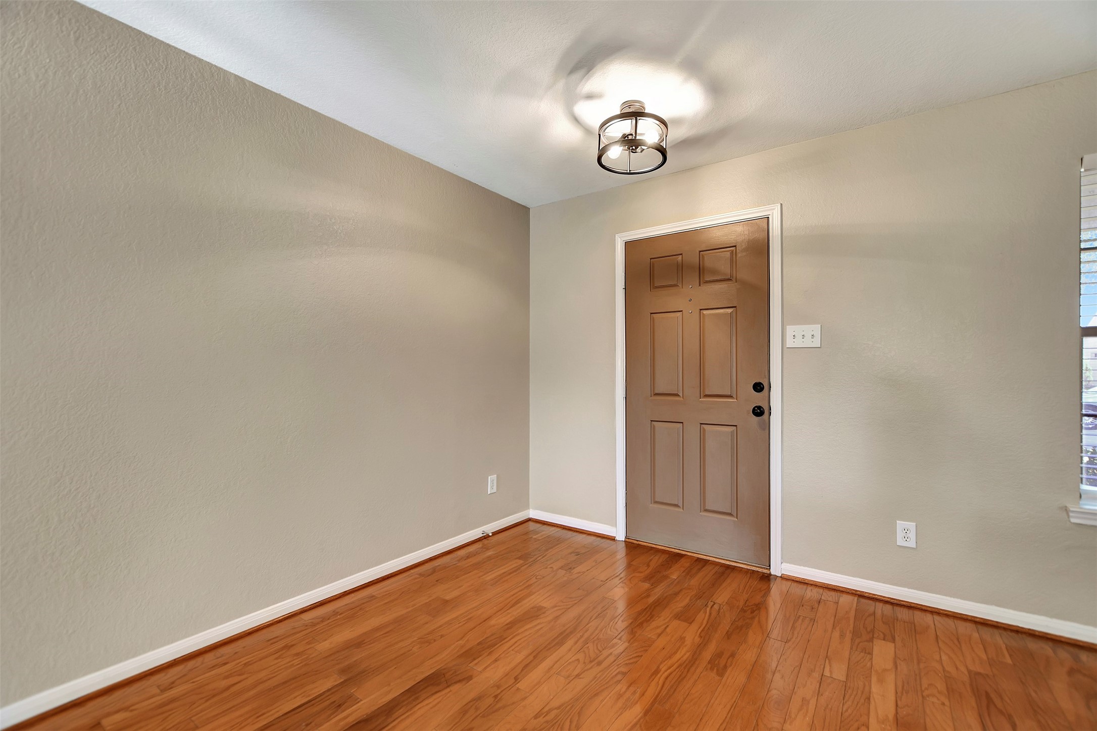 3339 Legends Shadow Drive Property Photo 5
