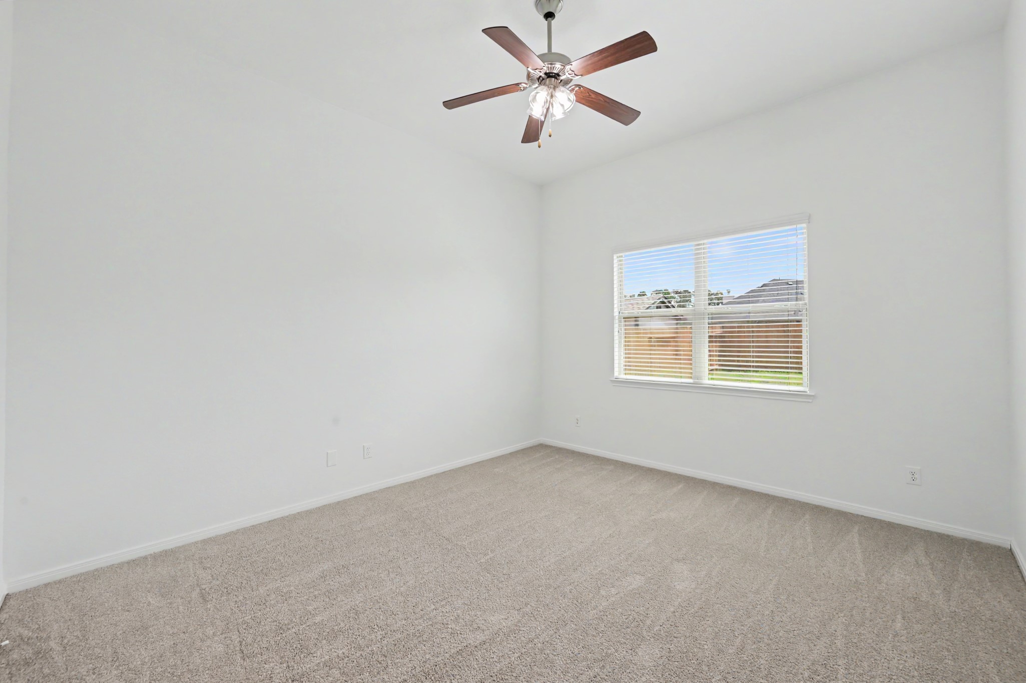 22410 Ebbets Field Drive Property Photo 20