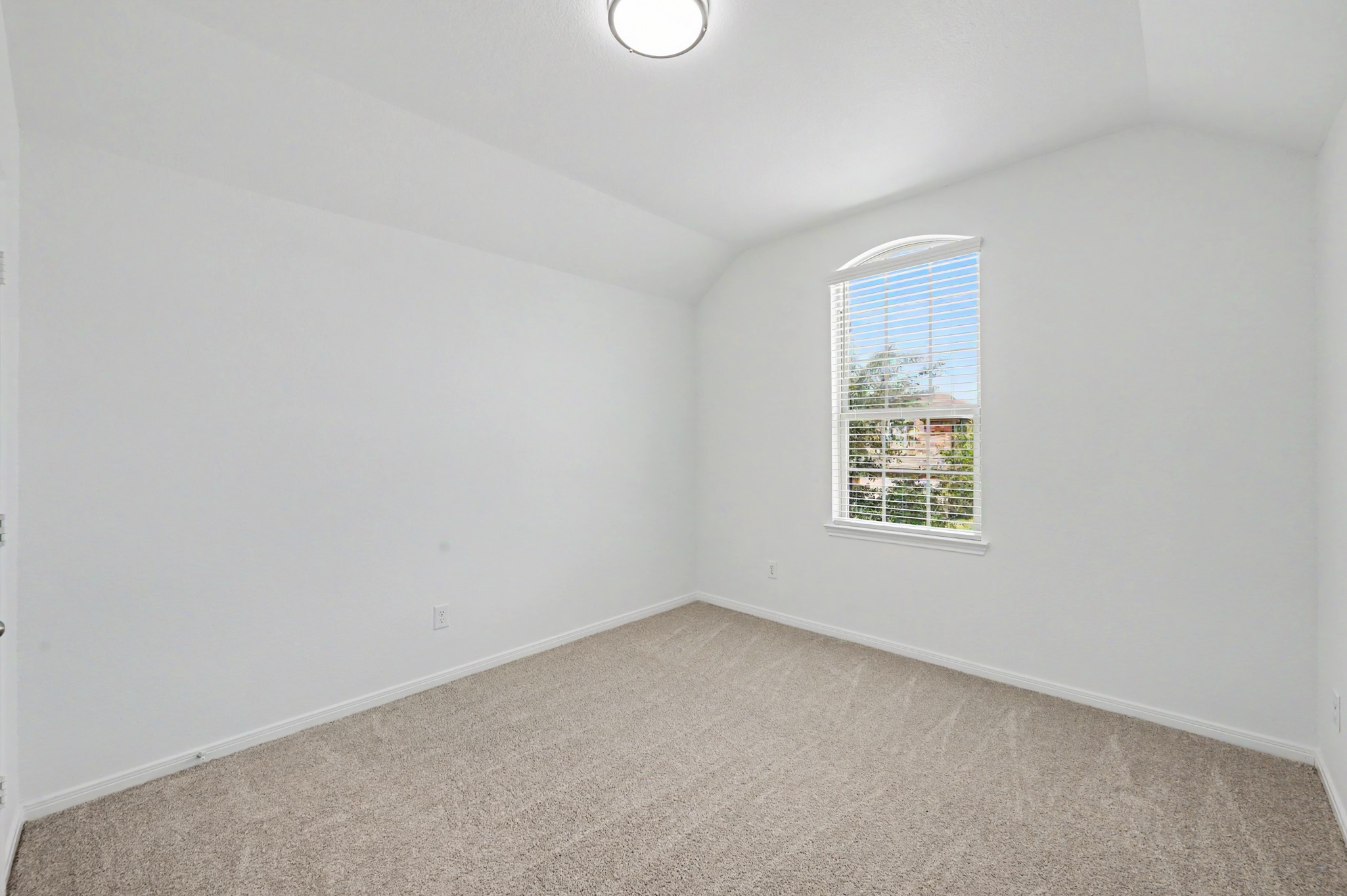 22410 Ebbets Field Drive Property Photo 31