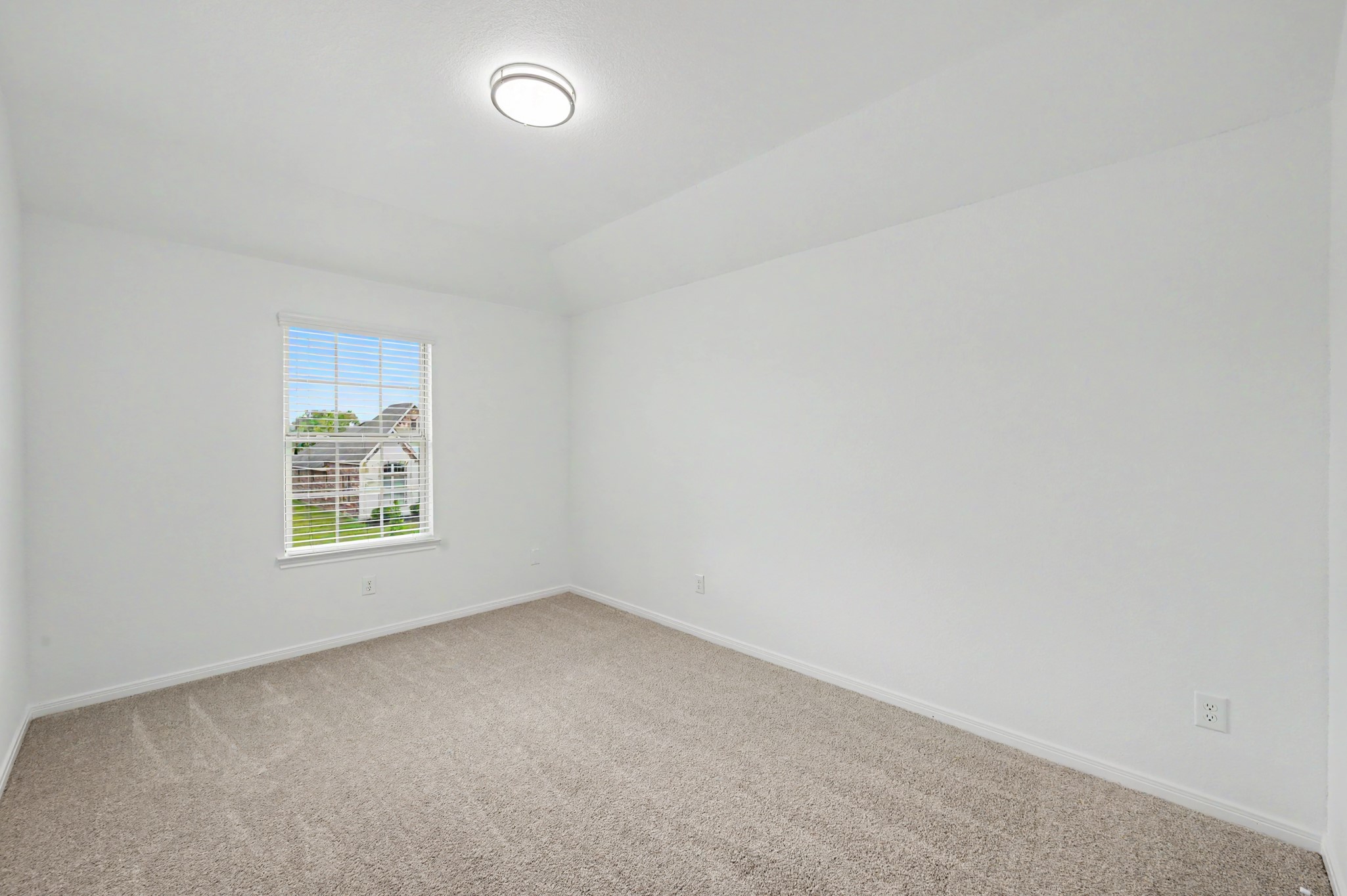 22410 Ebbets Field Drive Property Photo 34