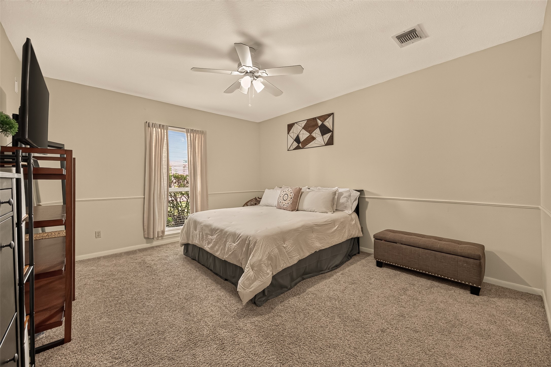 18331 Longcliffe Drive Property Photo 37