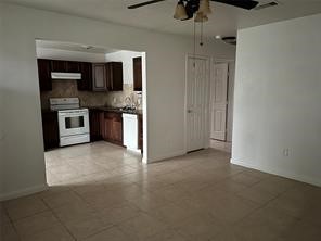 4725 10th Street Property Photo 10