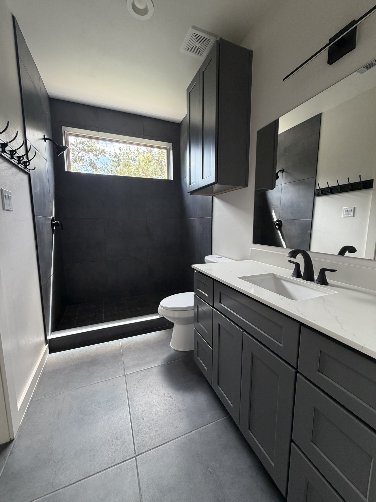 13114 Honey Suckle Ridge Lane Property Photo 17