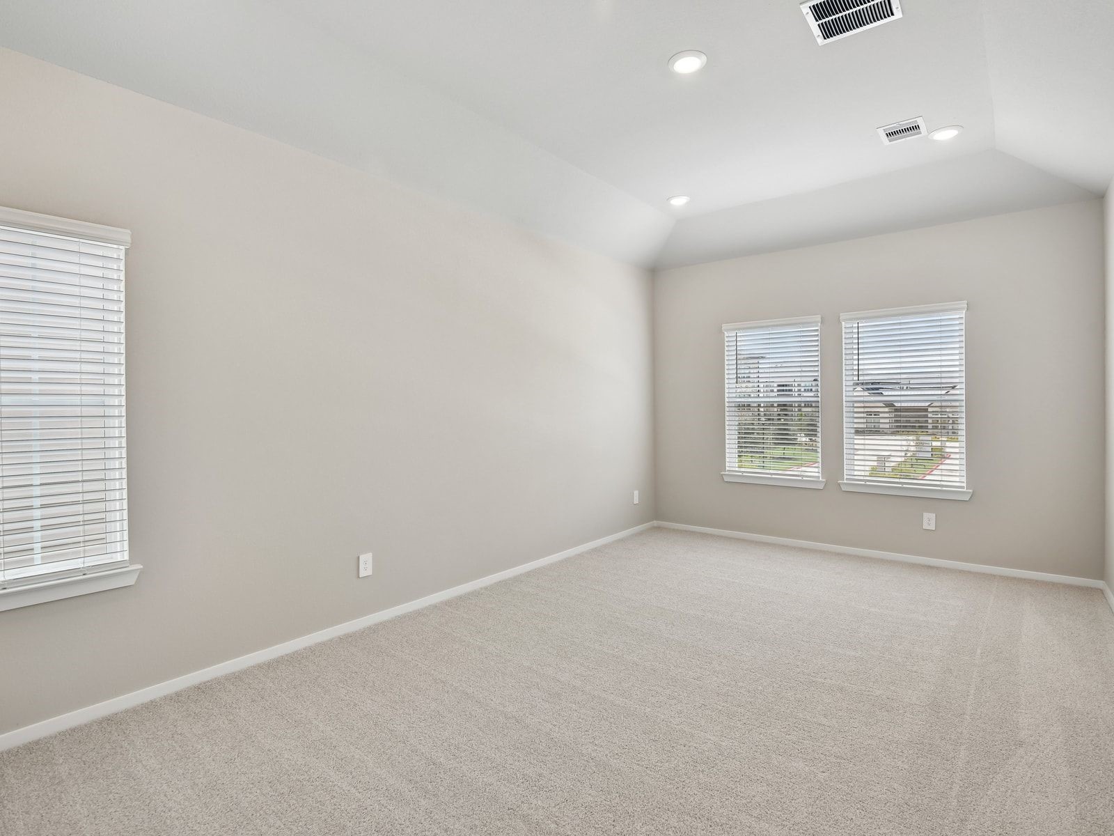 1015 Cedar Place Lane Property Photo 34