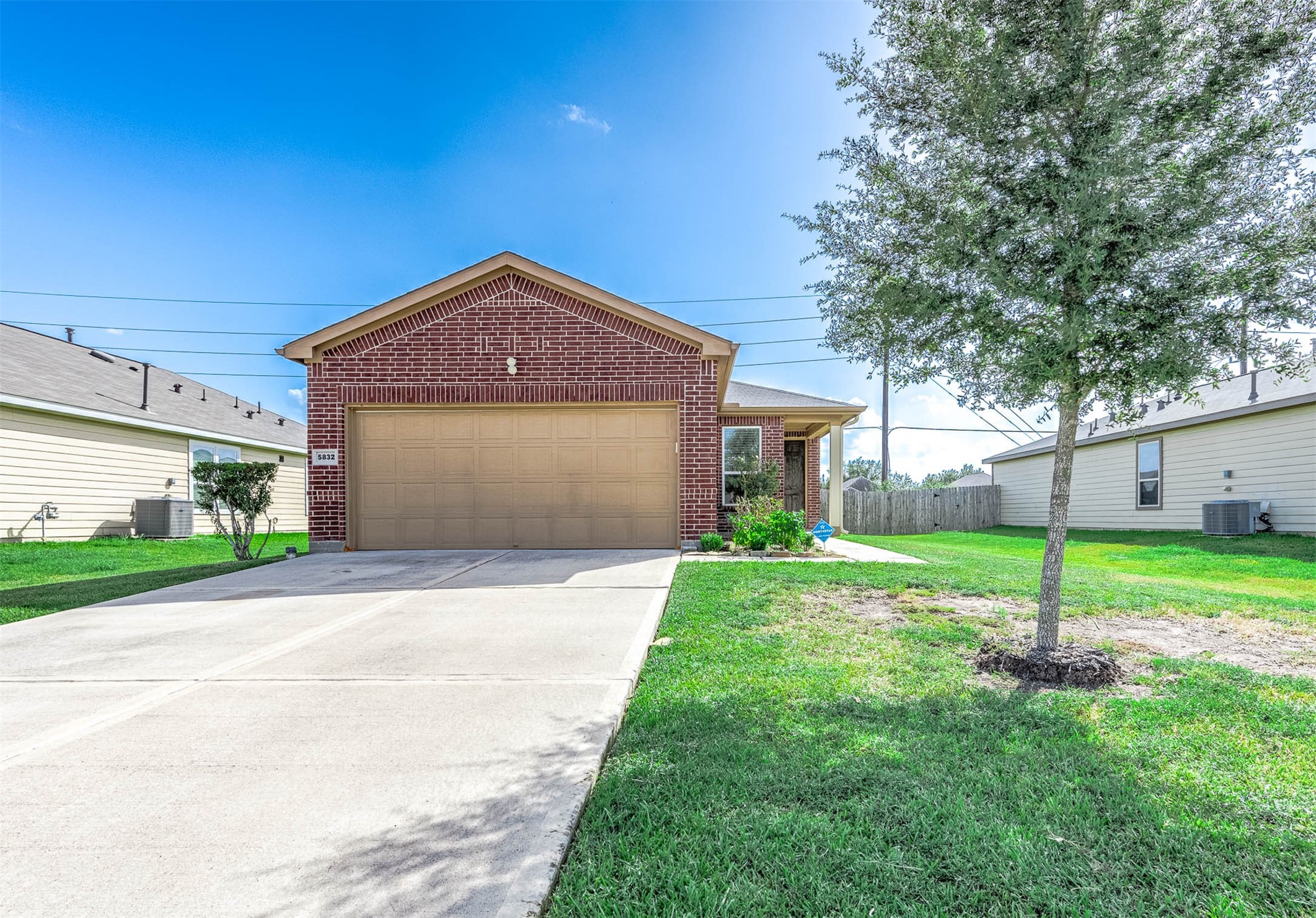 5832 Bluebonnet Lane Property Photo 6