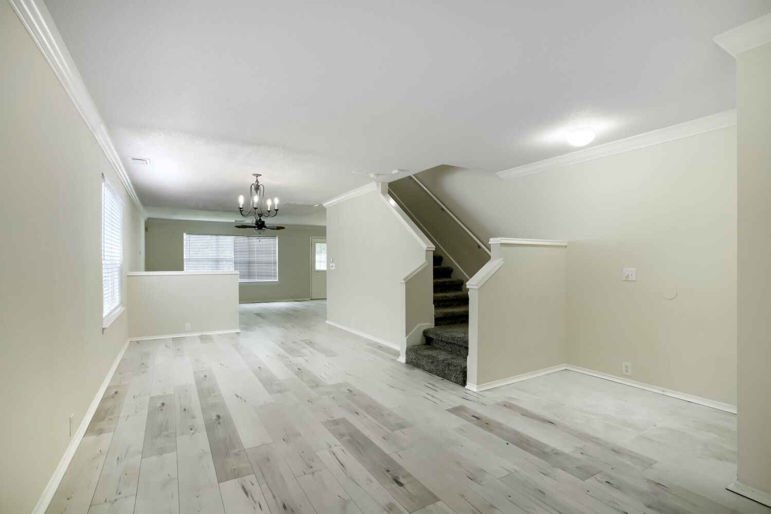 10506 Sugar Trace Drive Property Photo 5