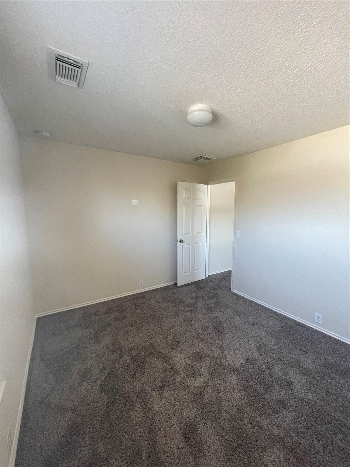10506 Sugar Trace Drive Property Photo 9