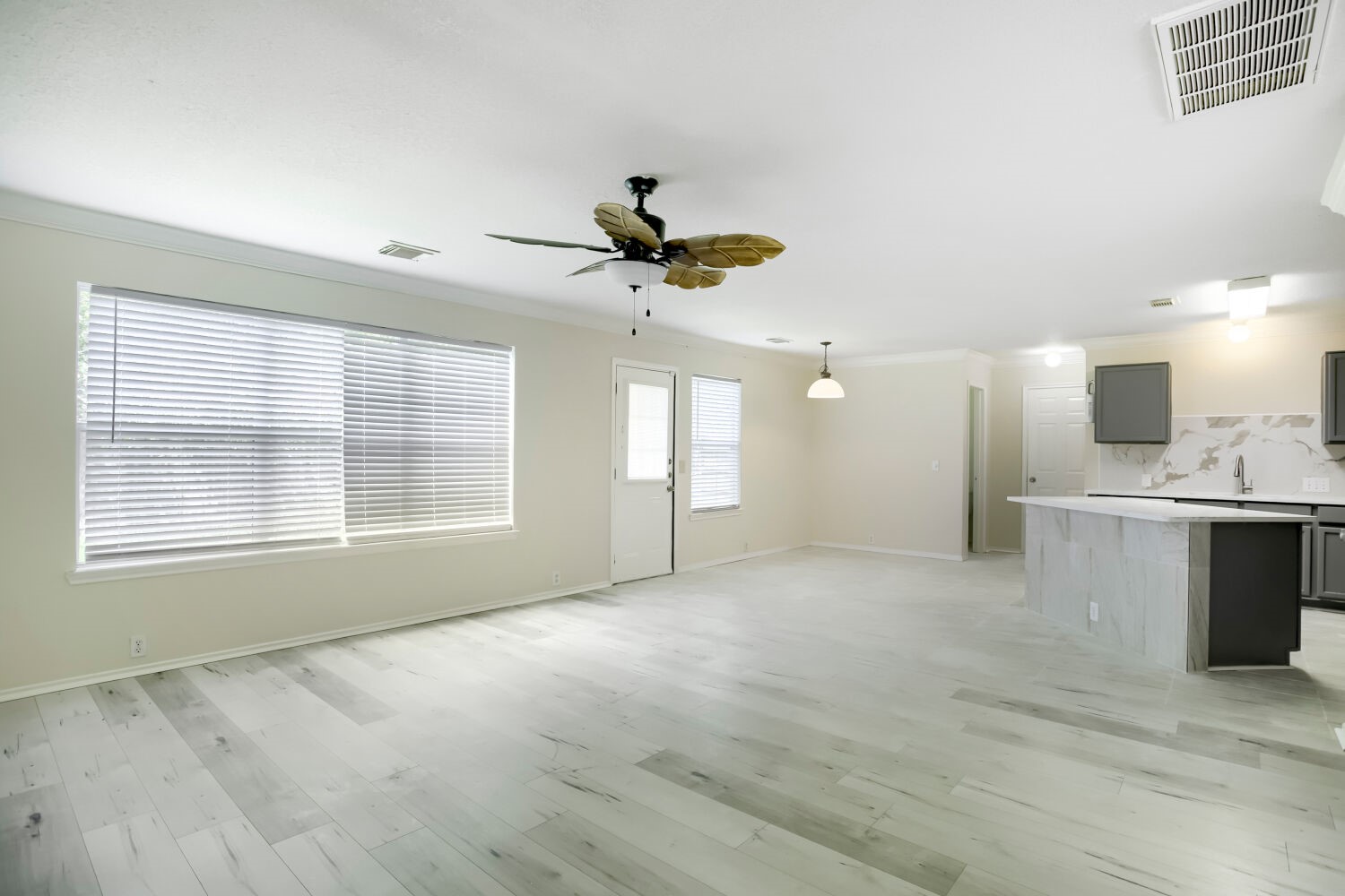 10506 Sugar Trace Drive Property Photo 9