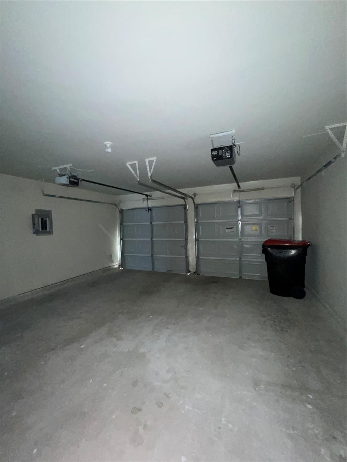 10506 Sugar Trace Drive Property Photo 14