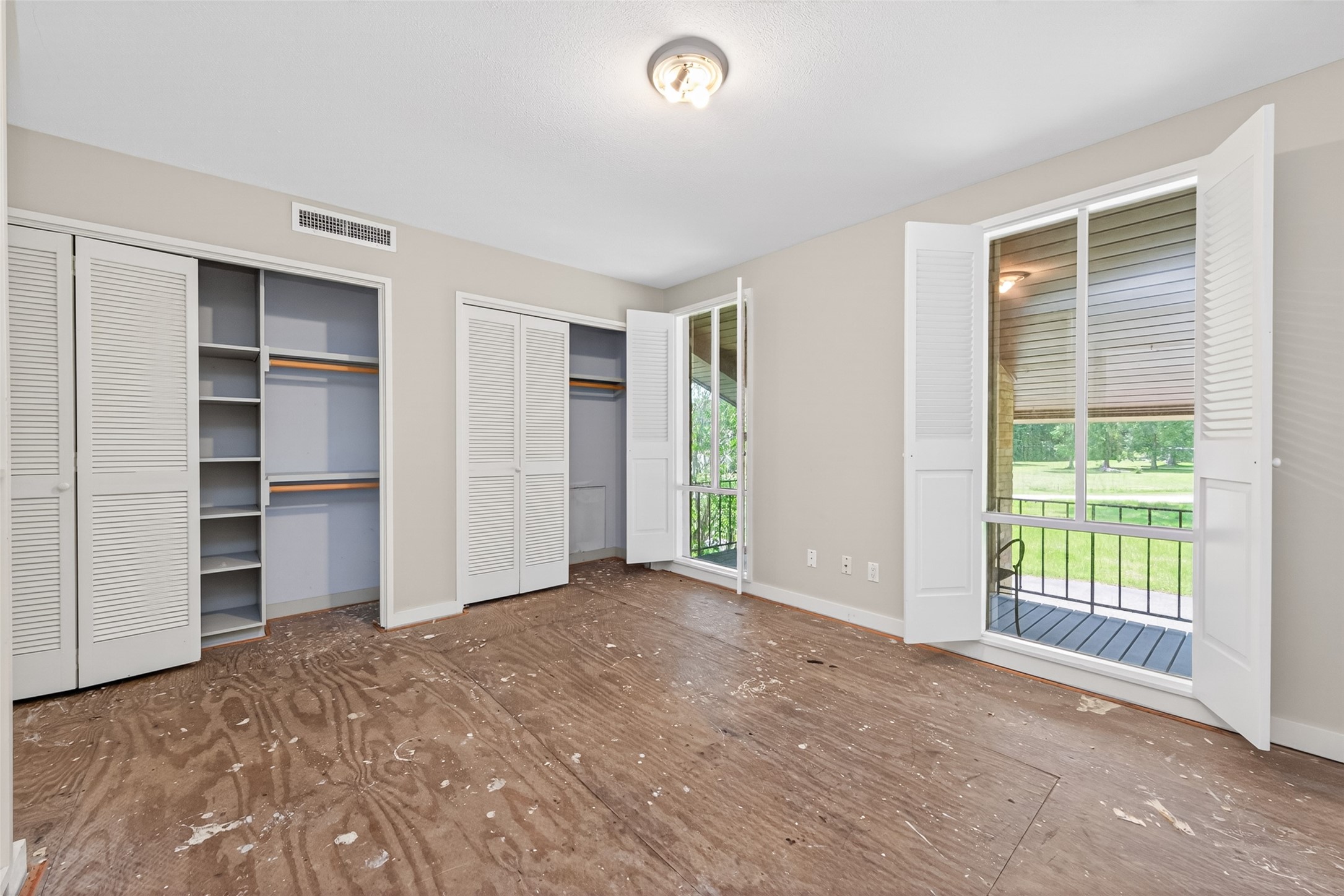 219 Cardinal Drive Property Photo 15