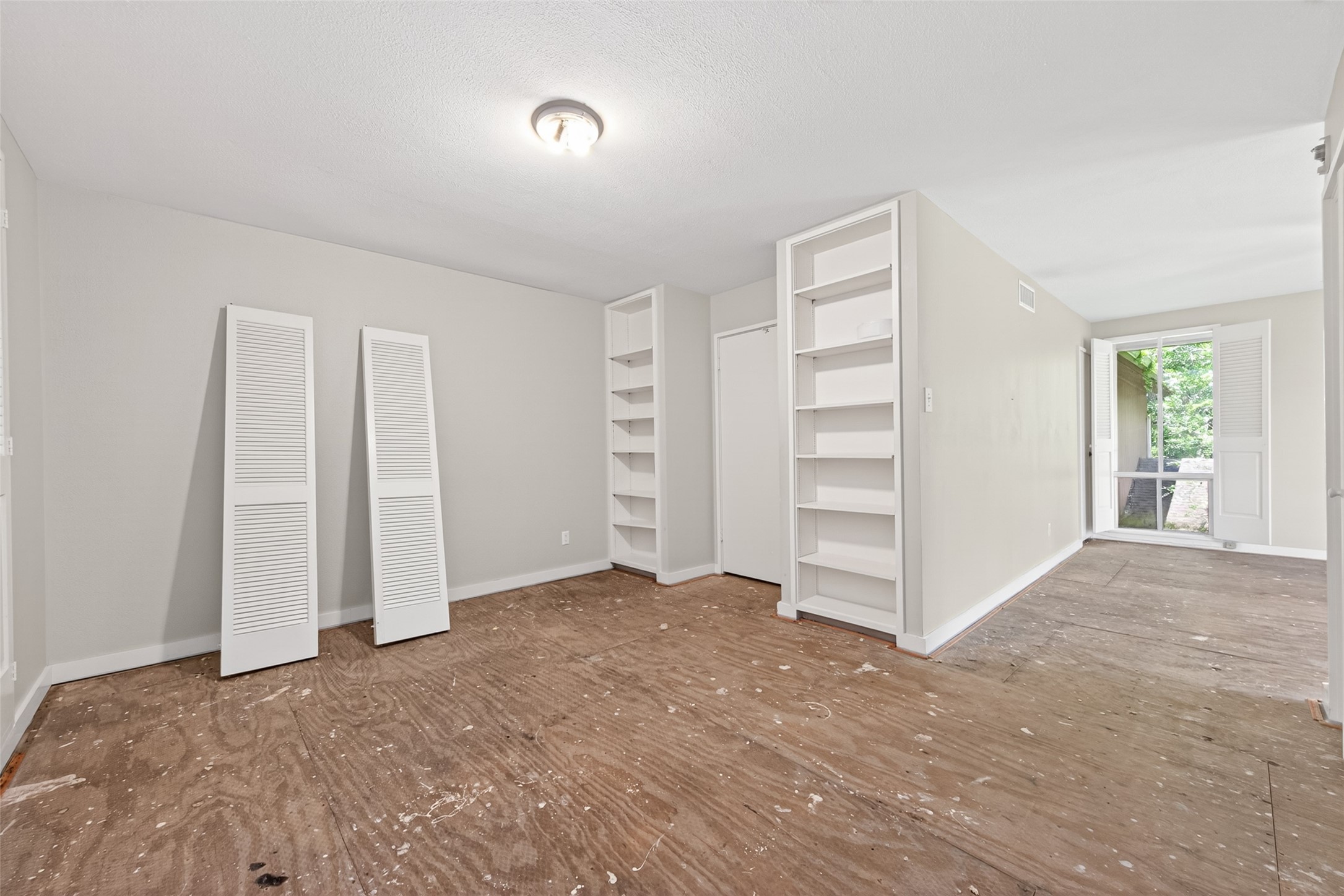 219 Cardinal Drive Property Photo 16