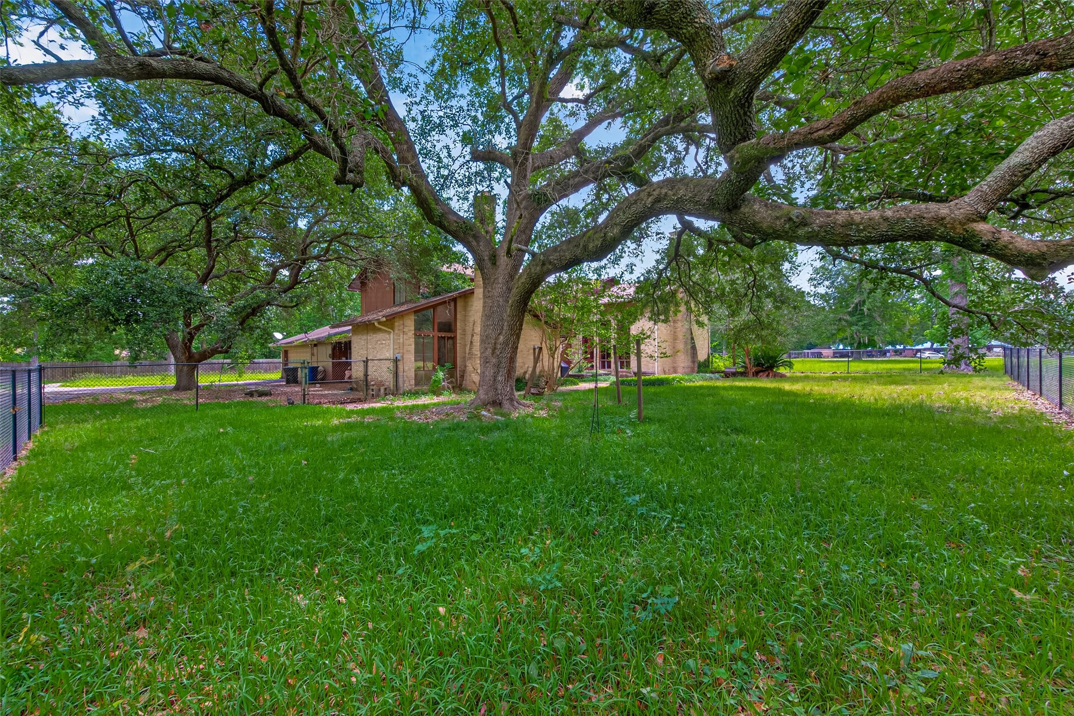 219 Cardinal Drive Property Photo 46