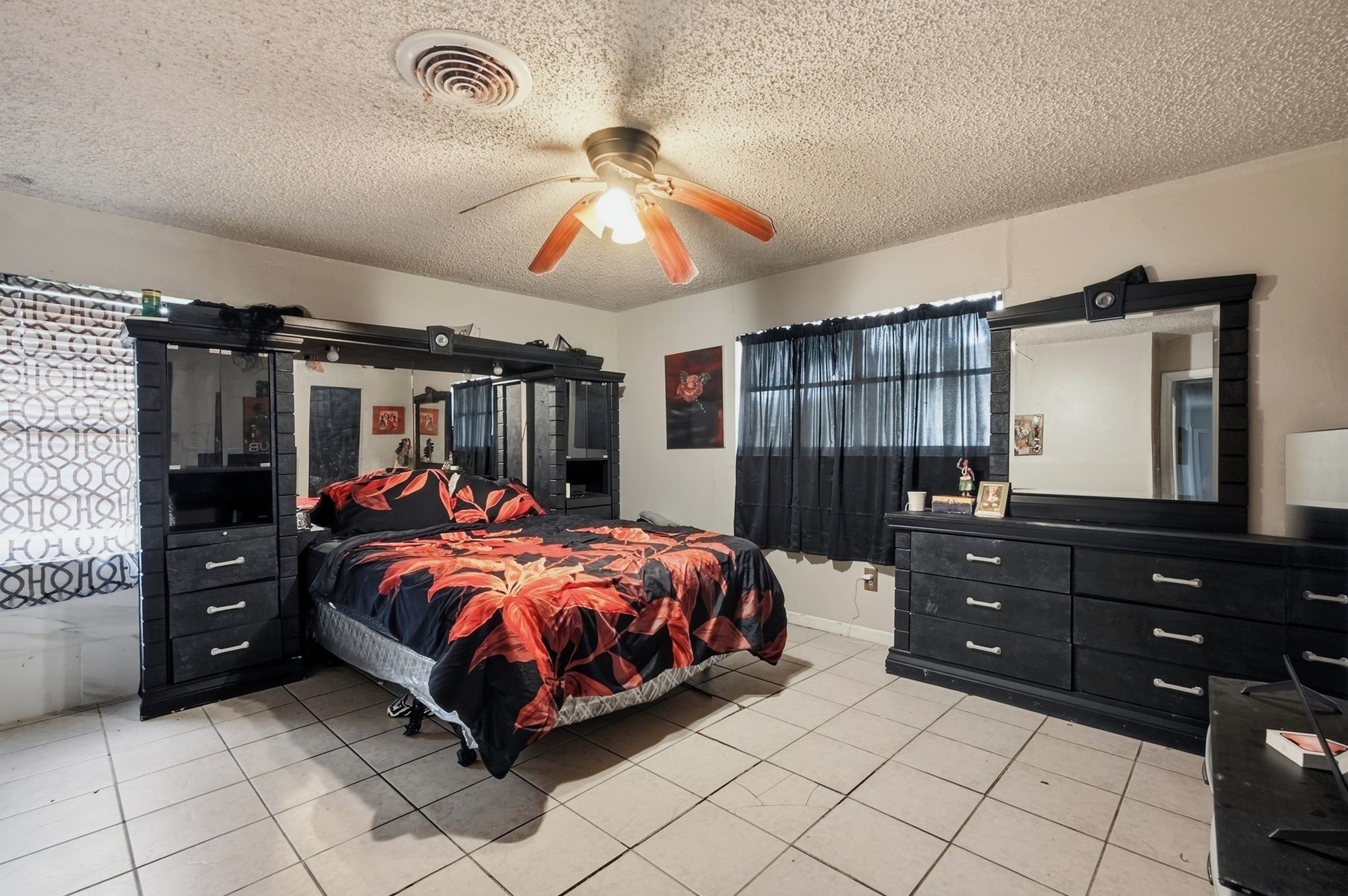 14054 Ambrose Street Property Photo 9