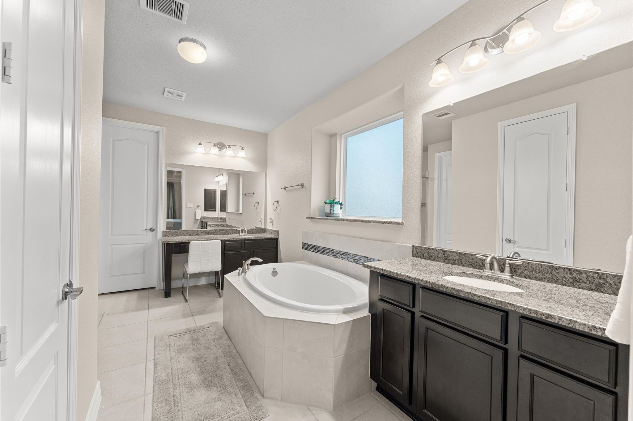 2018 Brookmont Drive Property Photo 24