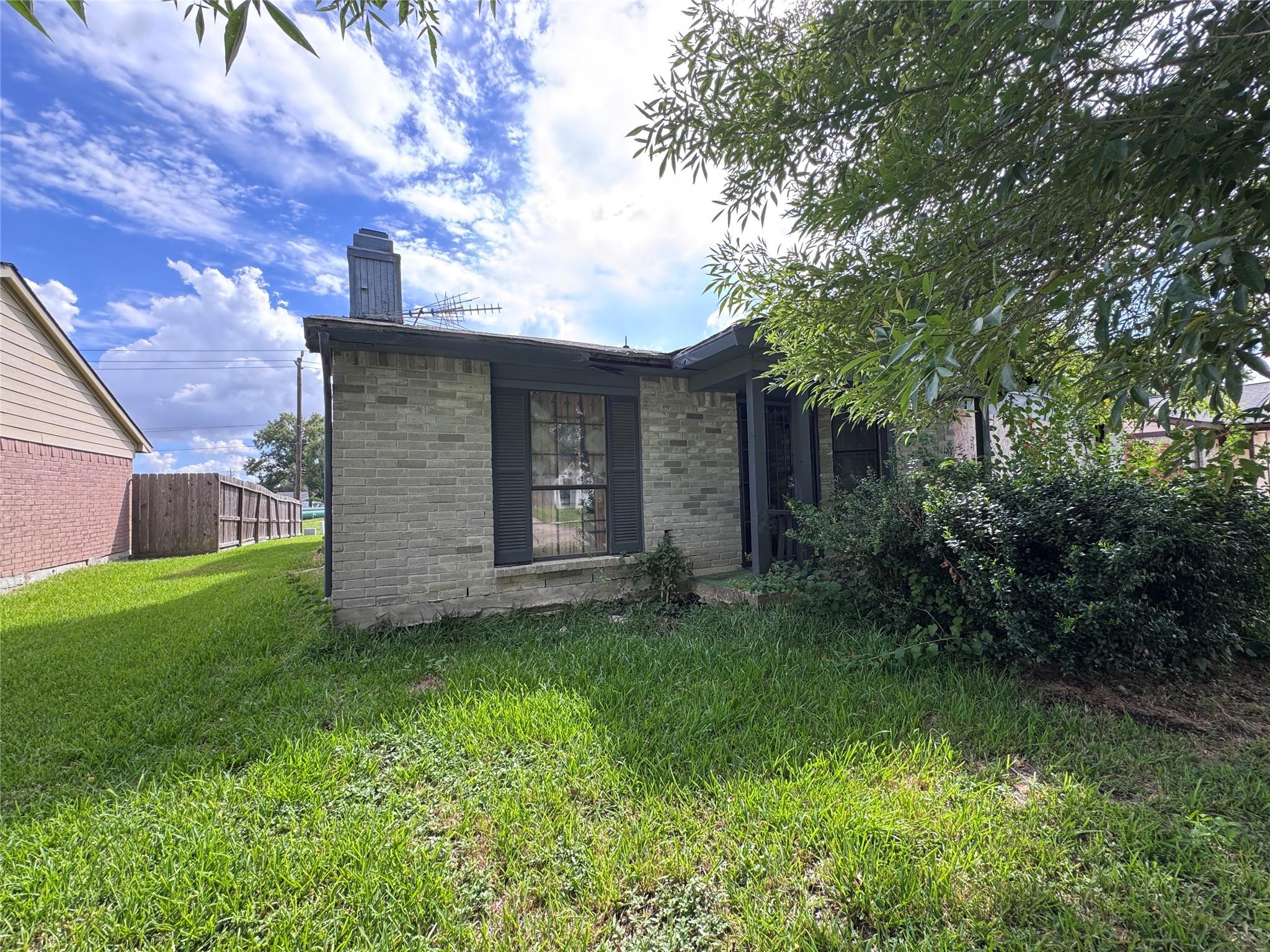 14138 Dartwood Drive, Houston Tx 77049 Property Photo 4