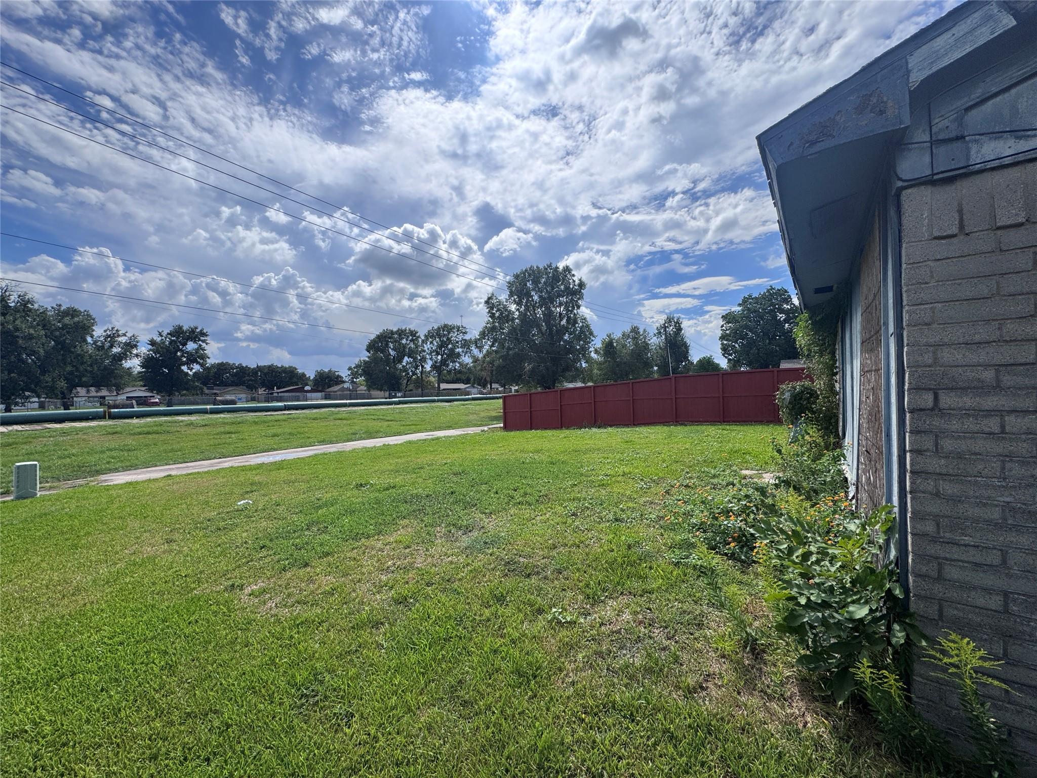 14138 Dartwood Drive, Houston Tx 77049 Property Photo 5