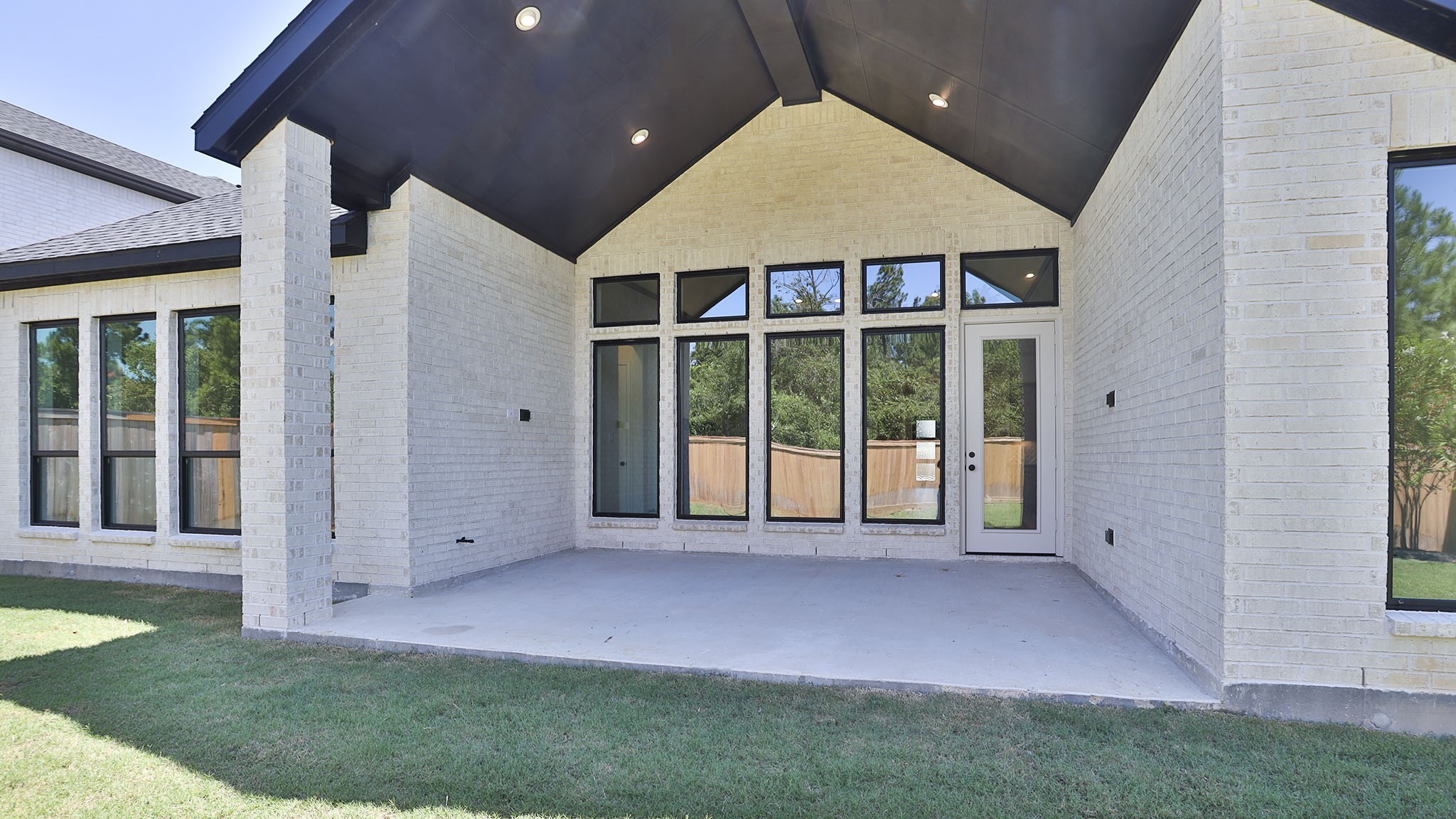 26720 Stockton Trail Property Photo 20