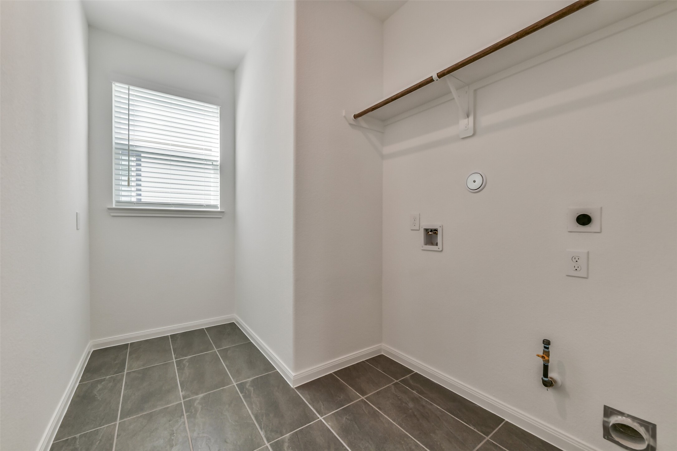 15511 Foresail Lane Property Photo 13