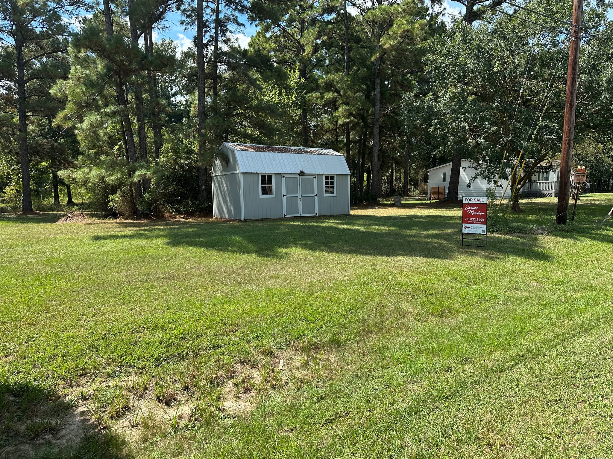 26074 Deerbrook Drive Property Photo 2