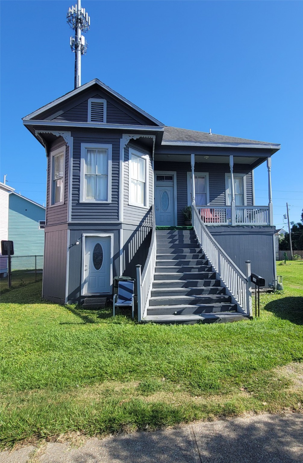 3405 Winnie Street Property Photo