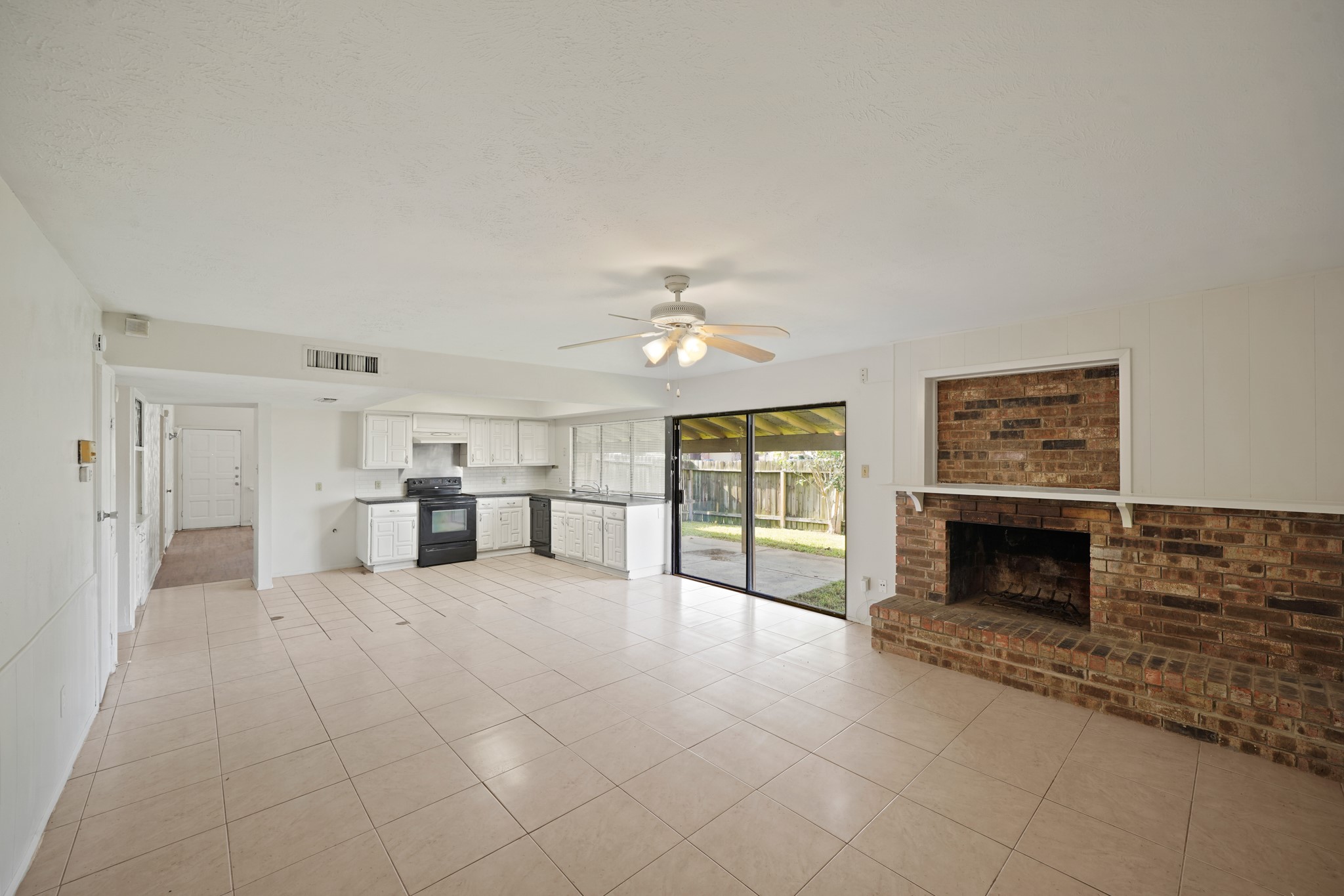 15822 Danford Drive Property Photo 17